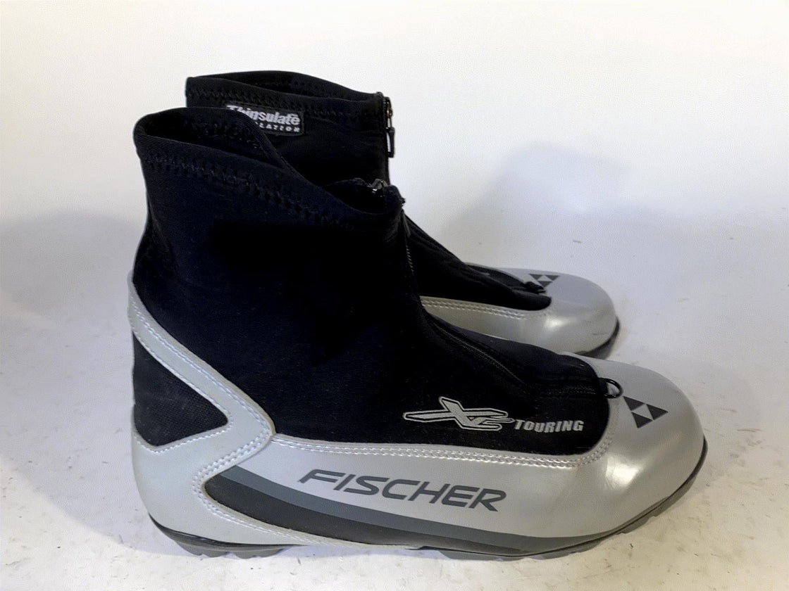 Fischer Touring Cross Country Classic Ski Boots Size EU43 US9.5 NNN binding 150