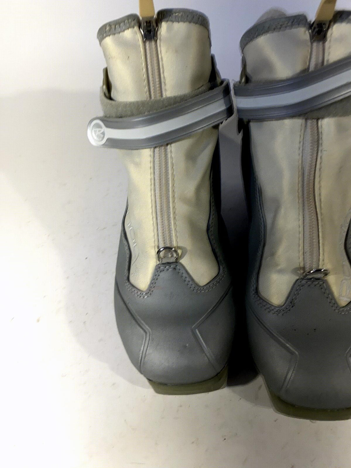 Rossignol Touring Nordic Cross Country Ski Boots Size EU39 US7 NNN 79