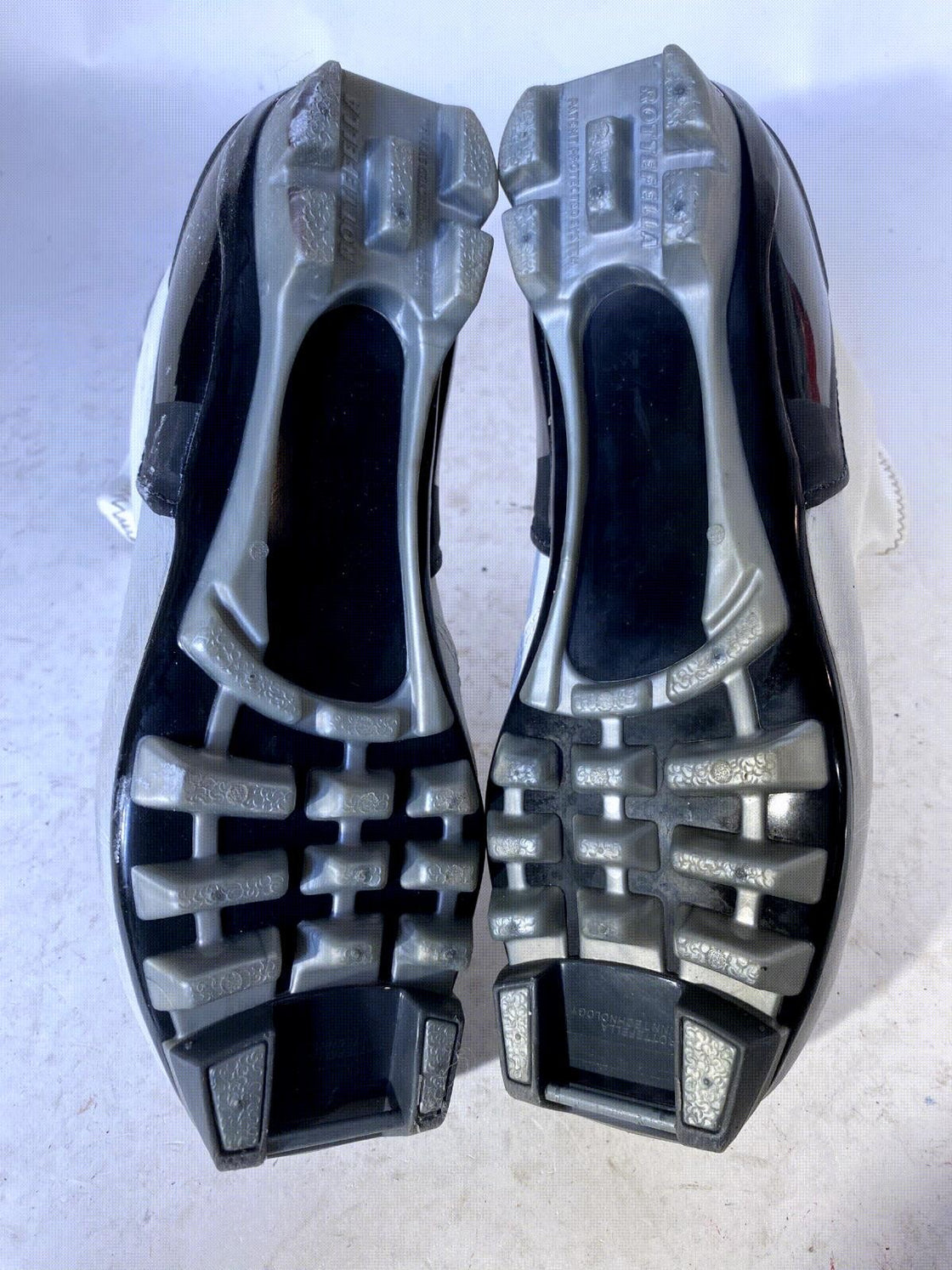 Fischer Style Comfort Nordic Cross Country Ski Boots Size EU37 US5.5 for NNN 151