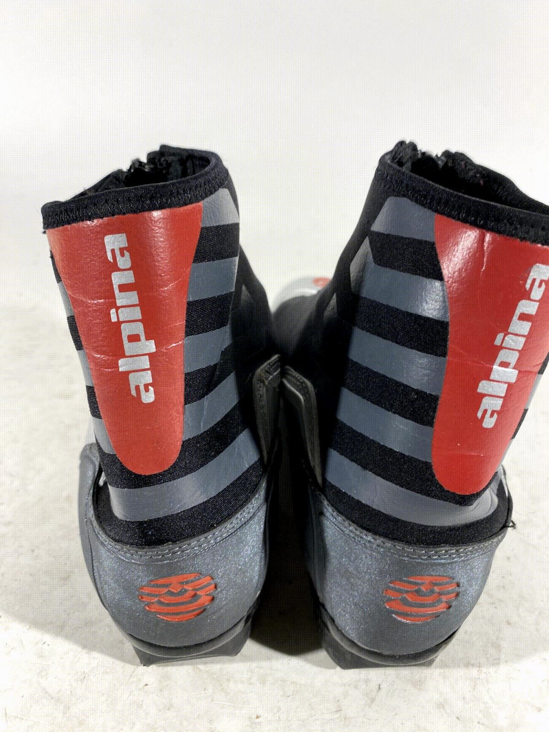 Alpina T10 Nordic Cross Country Classic Ski Boots Size EU38 US6 for NNN 174