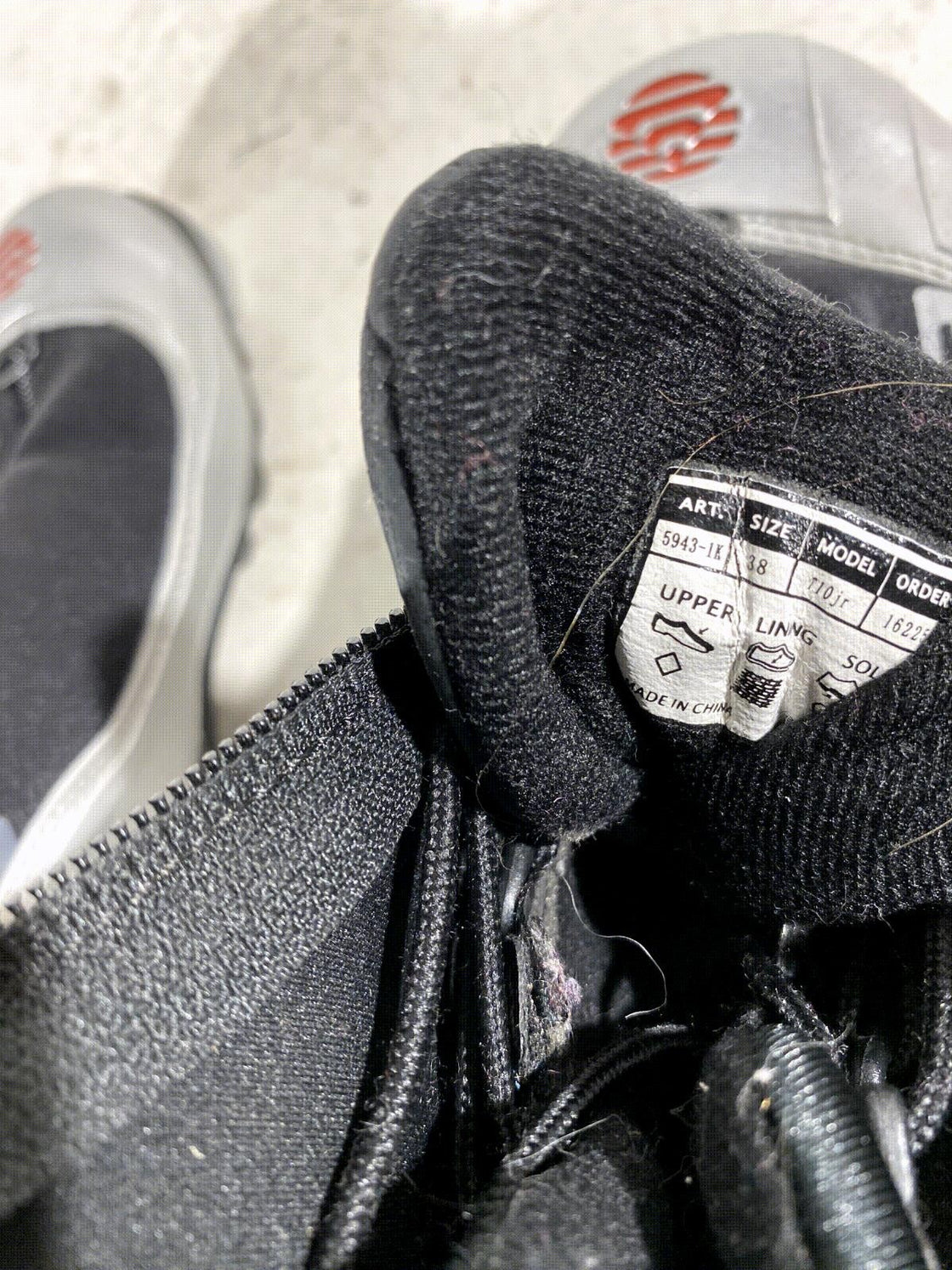 Alpina T10 Nordic Cross Country Classic Ski Boots Size EU38 US6 for NNN 174