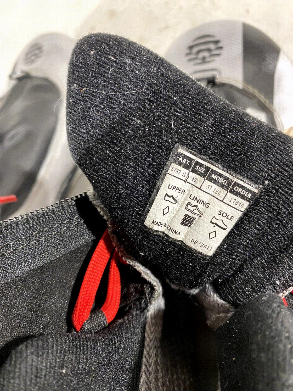 Alpina ST28G Nordic Cross Country Classic Ski Boots Size EU42 US9 for NNN 162