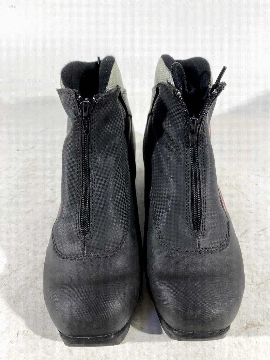 Alpina T8 Nordic Cross Country Classic Ski Boots Size EU38 US6 for NNN 213