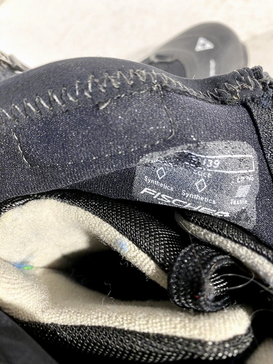 Fischer XC Touring Nordic Cross Country Ski Boots Size EU39 US7 NNN 239