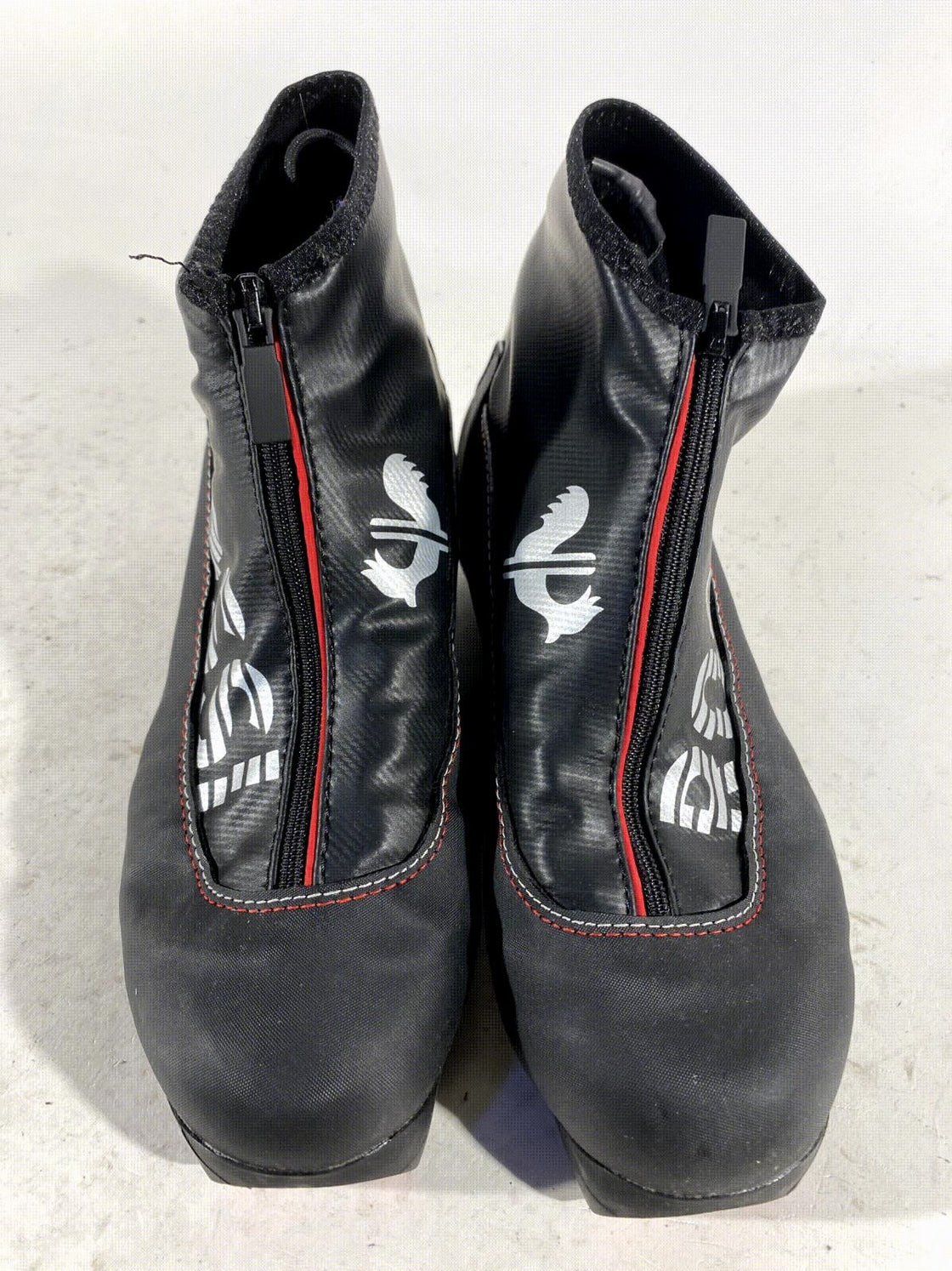 Rossignol X-Sport Classic Nordic Cross Country Ski Boots Size EU39 US7 NNN 232