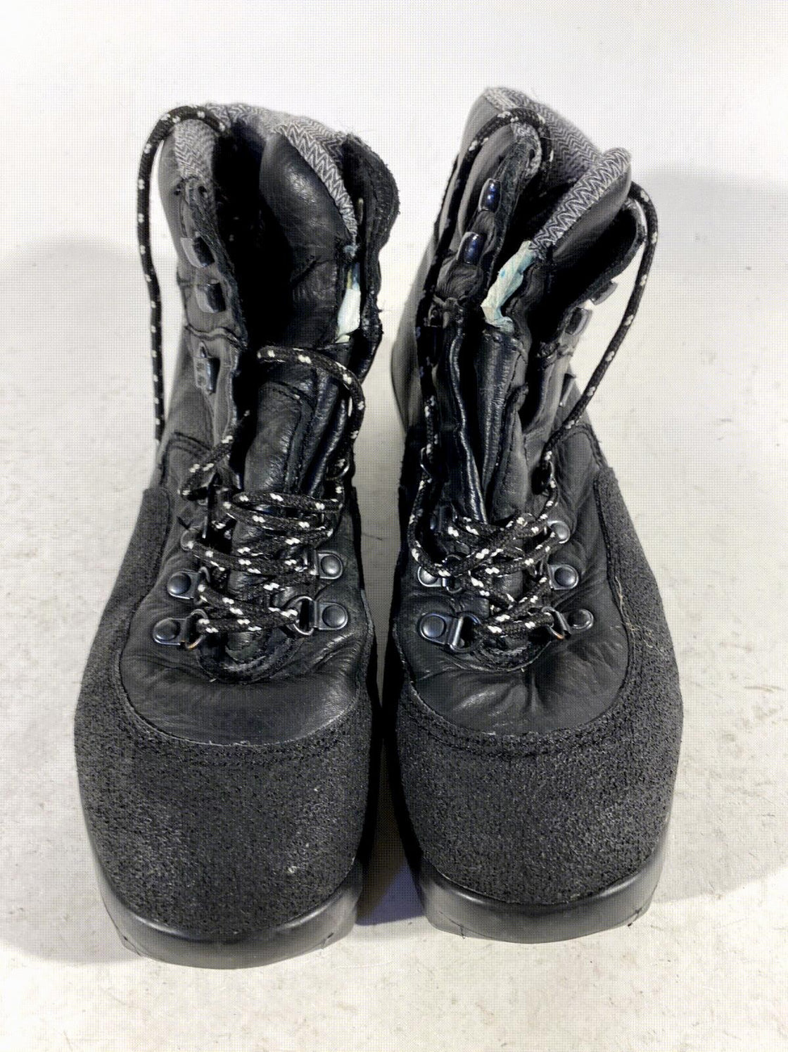 Madshus Touring Cross Country Nordic Ski Boots Size EU42 US8.5 NNN-BC 267