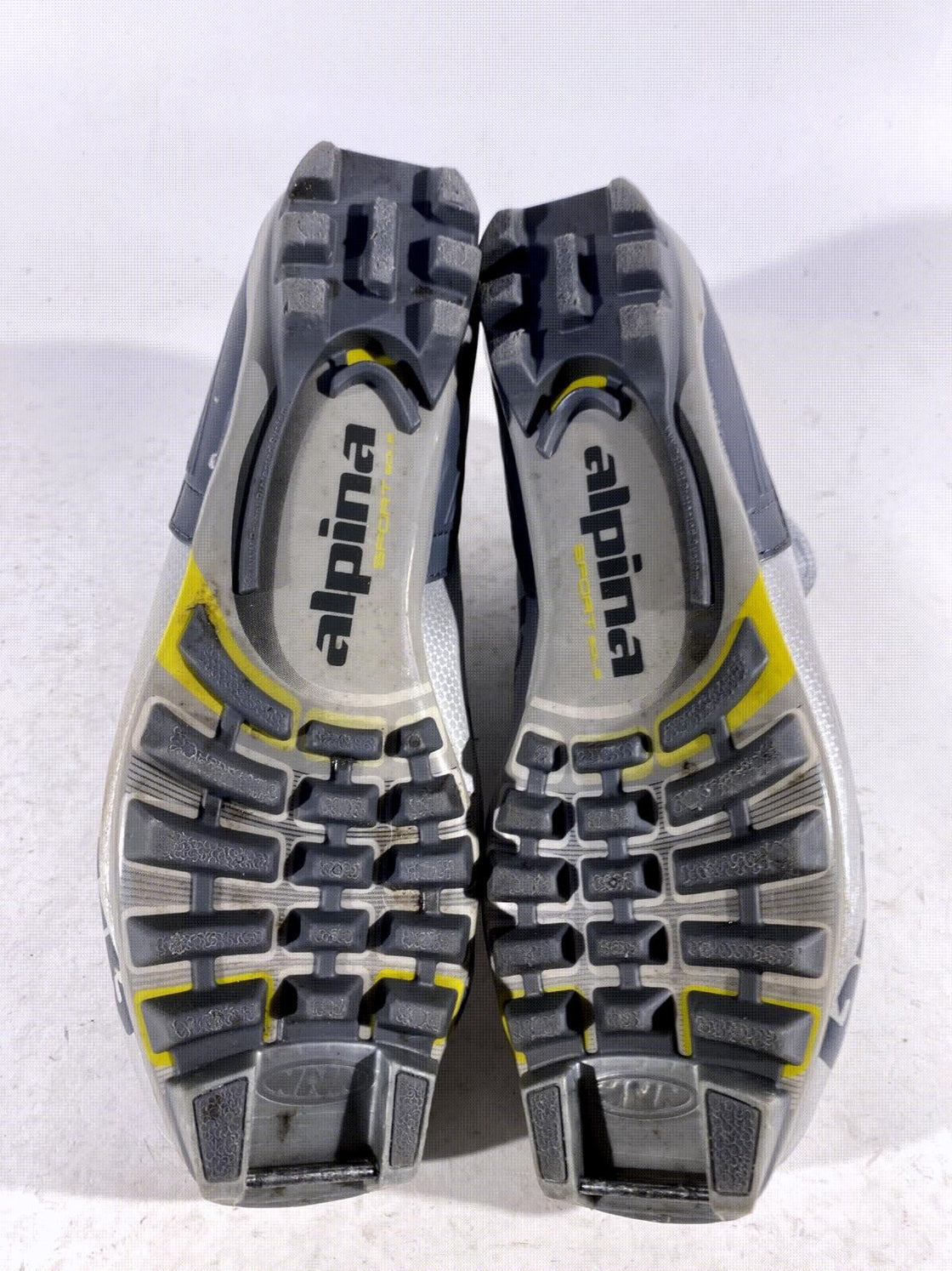 Alpina SR20 Classic Nordic Cross Country Ski Boots Size EU43 US9.5 for NNN 265