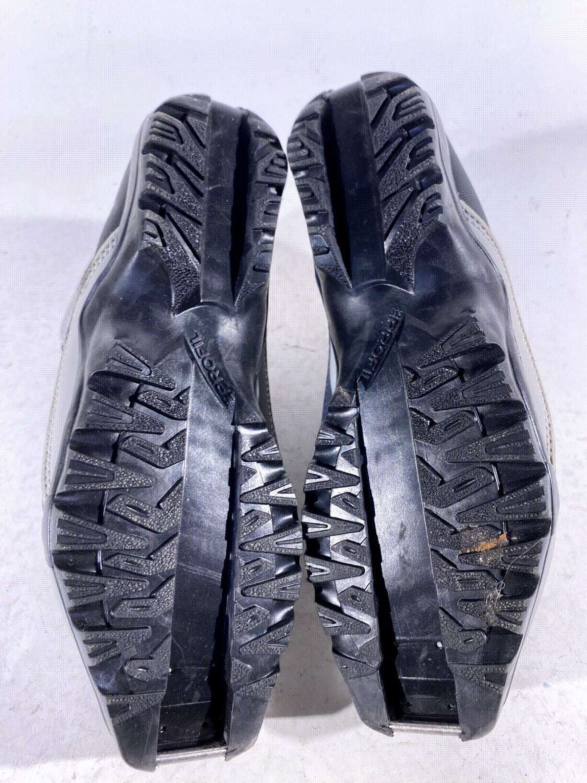 Fischer XC Comfort Cross Country Ski Boots Classic SNS Profil EU 38 US 6 251