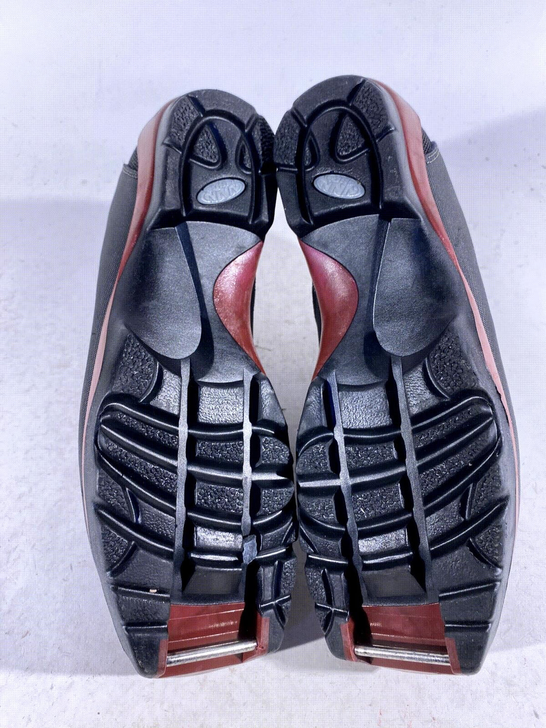 Garmont Touring Backcountry Cross Country Ski Boots Size EU43 US9.5 NNN BC 279