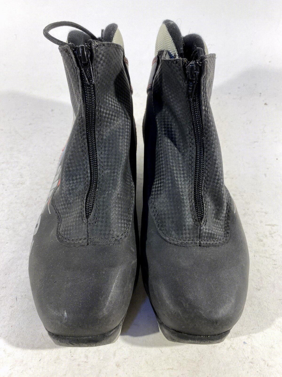 Alpina T8 Nordic Cross Country Classic Ski Boots Size EU43 US9.5 for NNN 318