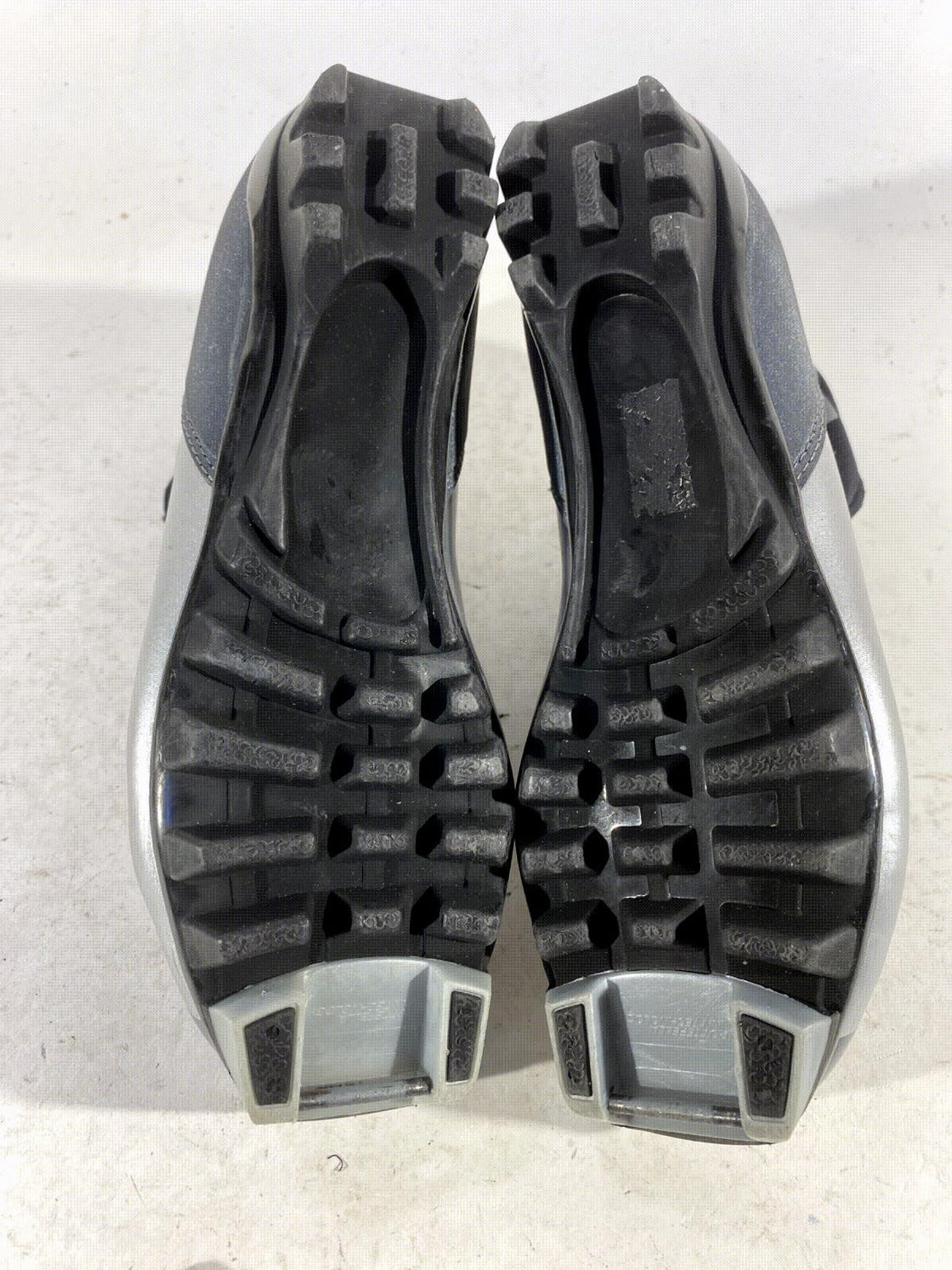 Alpina T10 Nordic Cross Country Classic Ski Boots Size EU38 US6 for NNN 341