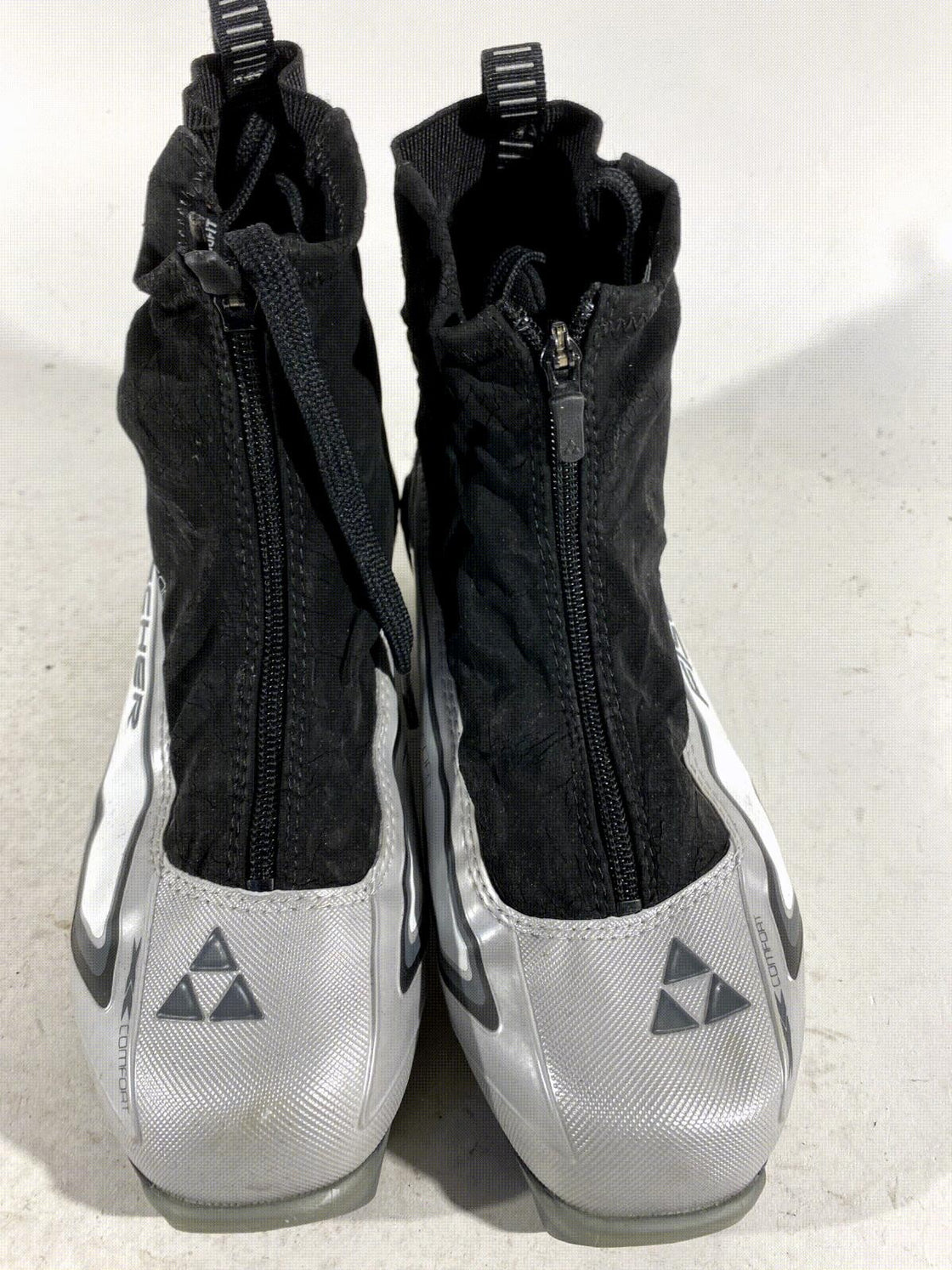 Fischer XC Touring Nordic Cross Country Ski Boots Size EU42 US9 NNN 383