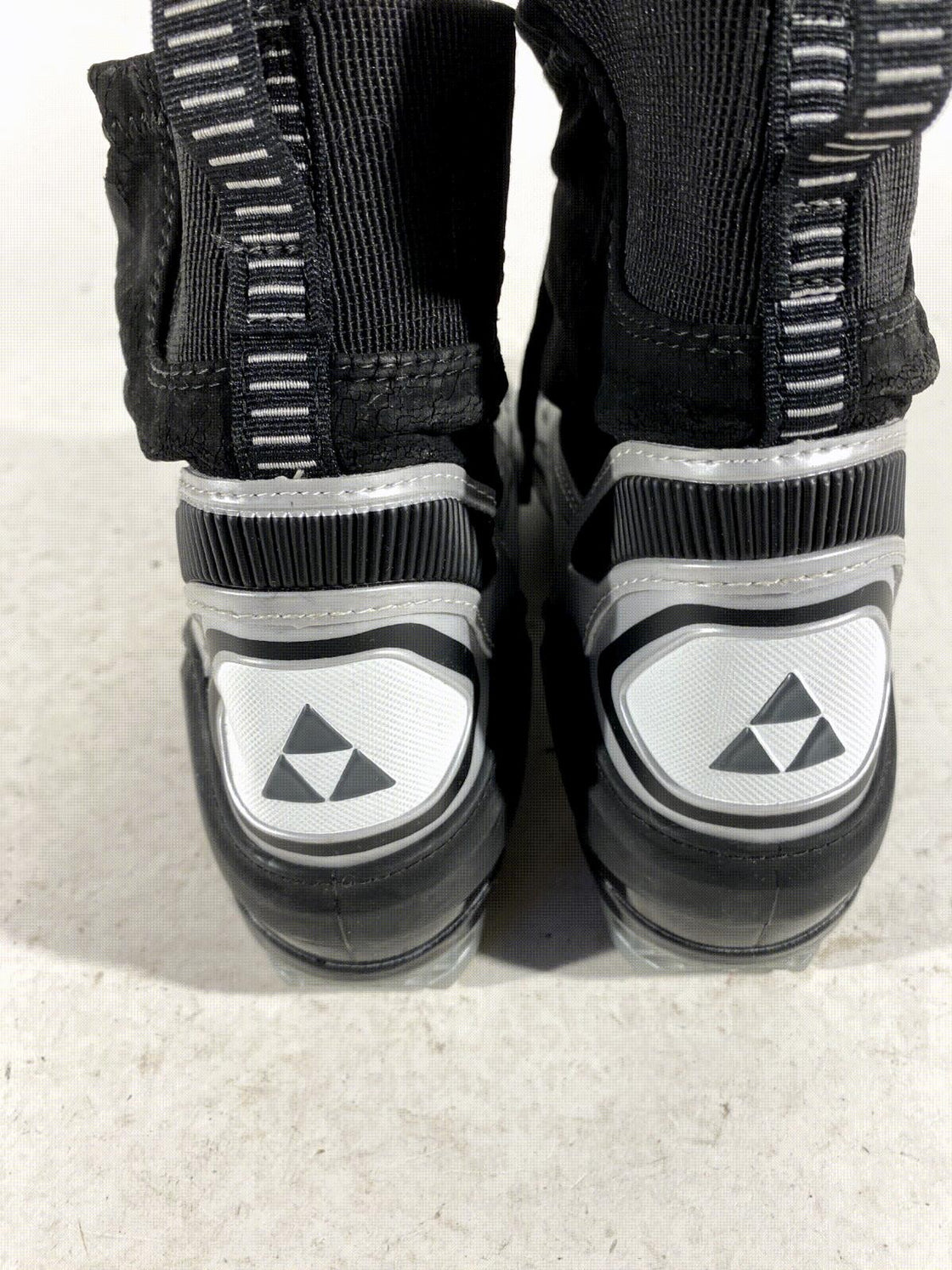 Fischer XC Touring Nordic Cross Country Ski Boots Size EU42 US9 NNN 383