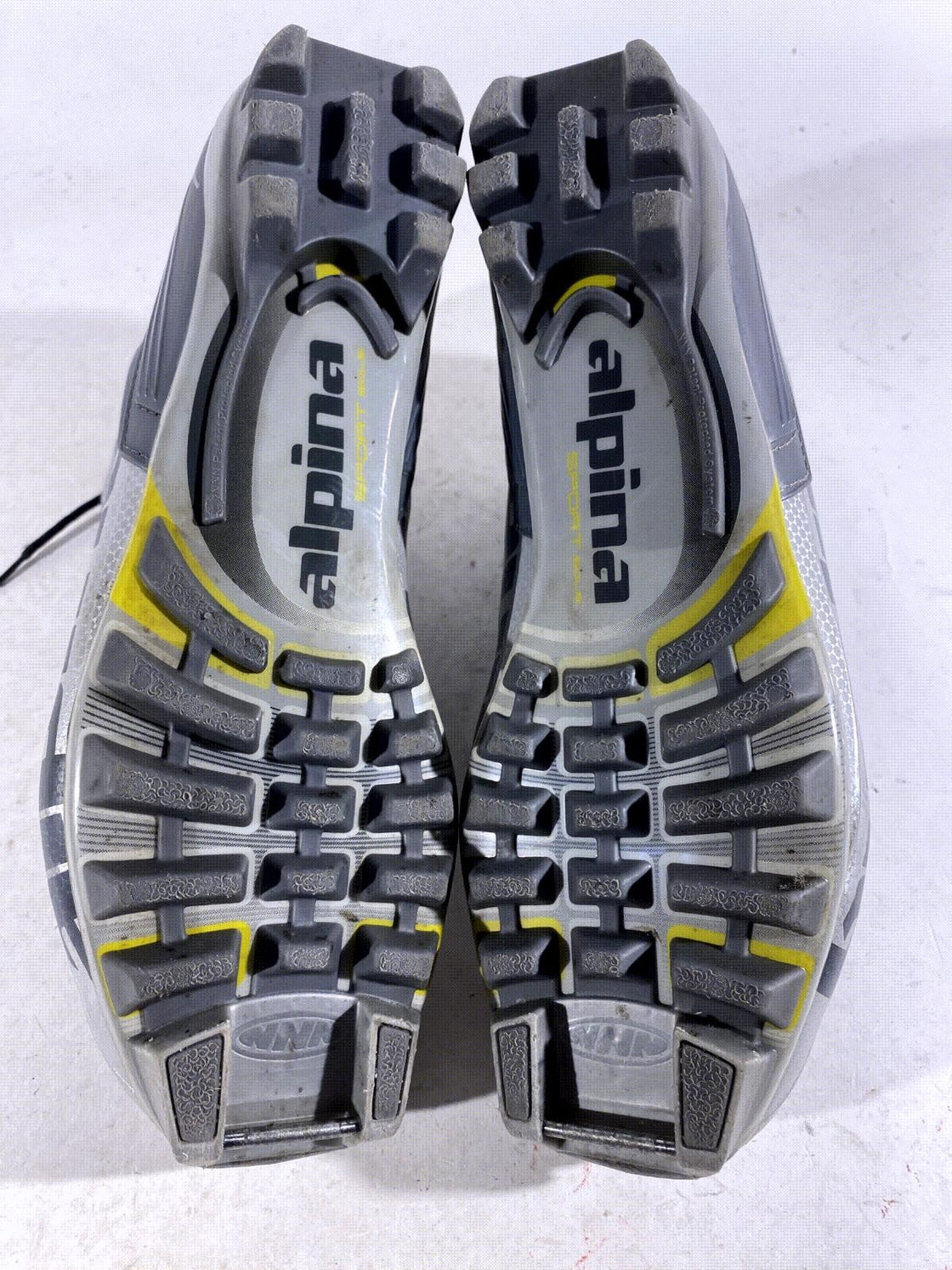 Alpina SR20 Nordic Cross Country Ski Boots Size EU42 US9 NNN bindings 367