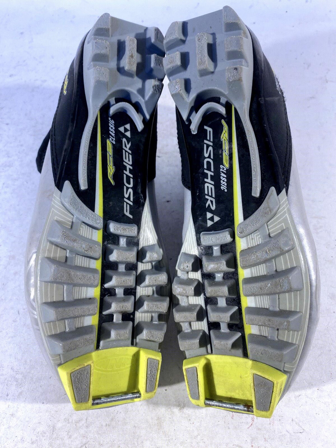 Fischer RC3 Classic Nordic Cross Country Classic Ski Boots Size EU39 US7 NNN 403