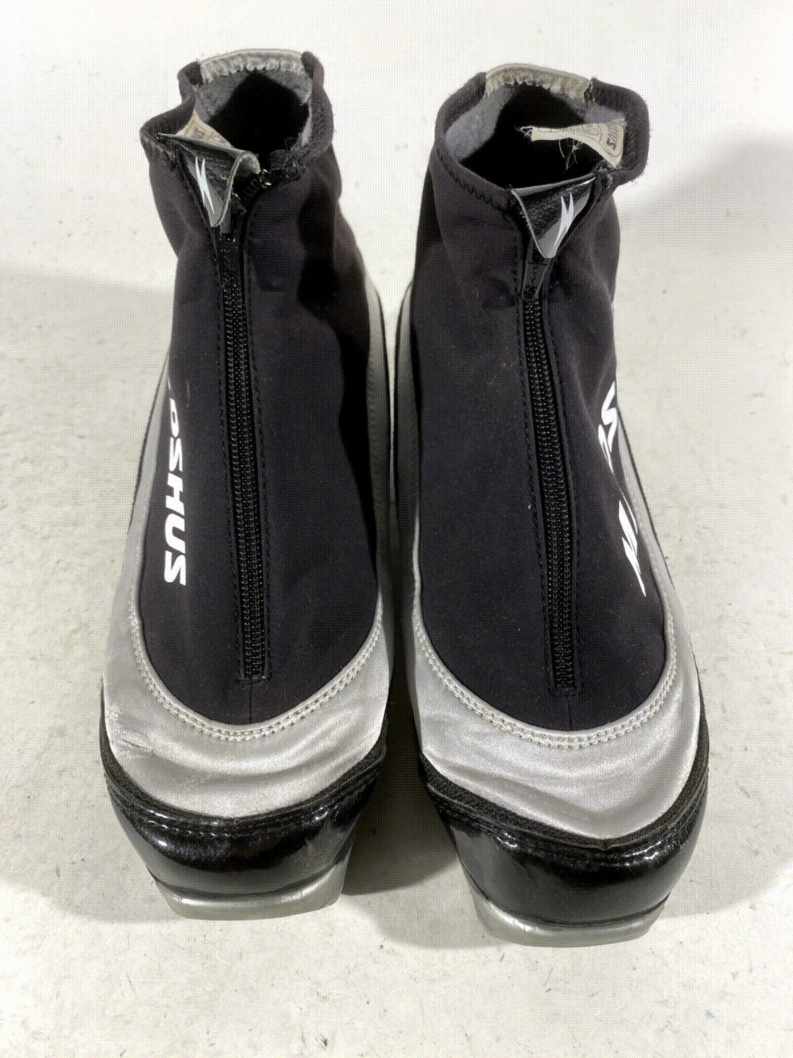 Madshus Hyper Classic Nordic Cross Country Ski Boots Size EU41 US8 for NNN 434