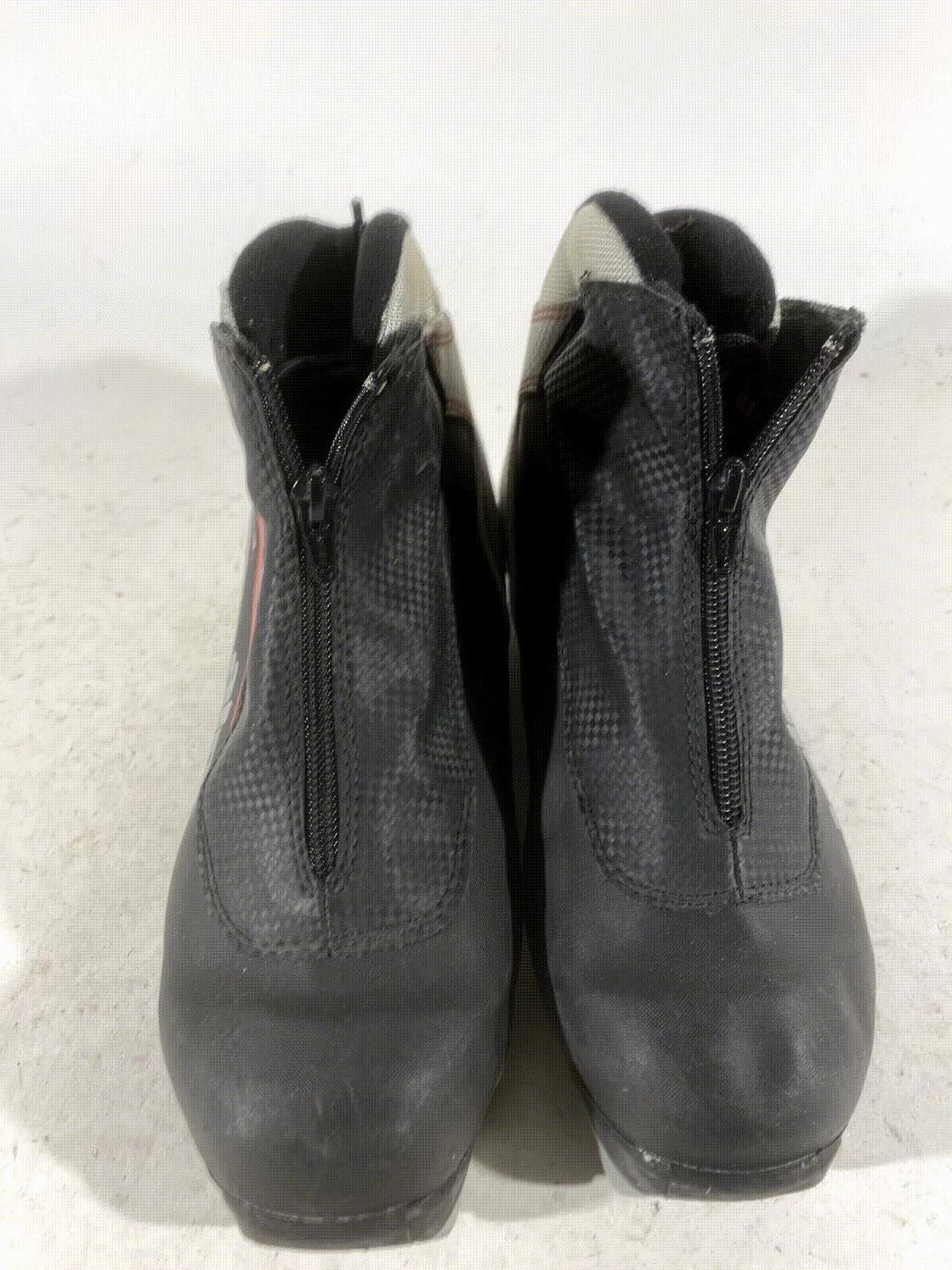 Alpina T8 Touring Nordic Cross Country Classic Ski Boots Size EU39 US7 NNN 456