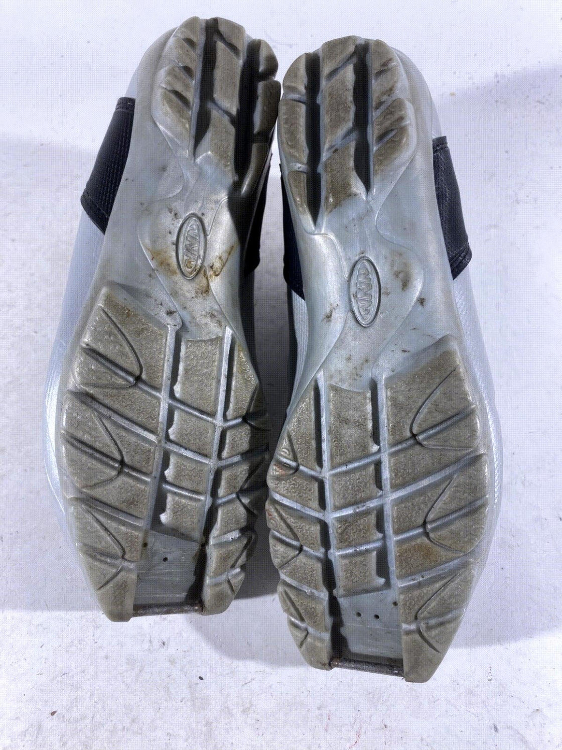 Alpina ST10 Nordic Cross Country Classic Ski Boots Size EU40 US7.5 for NNN 460