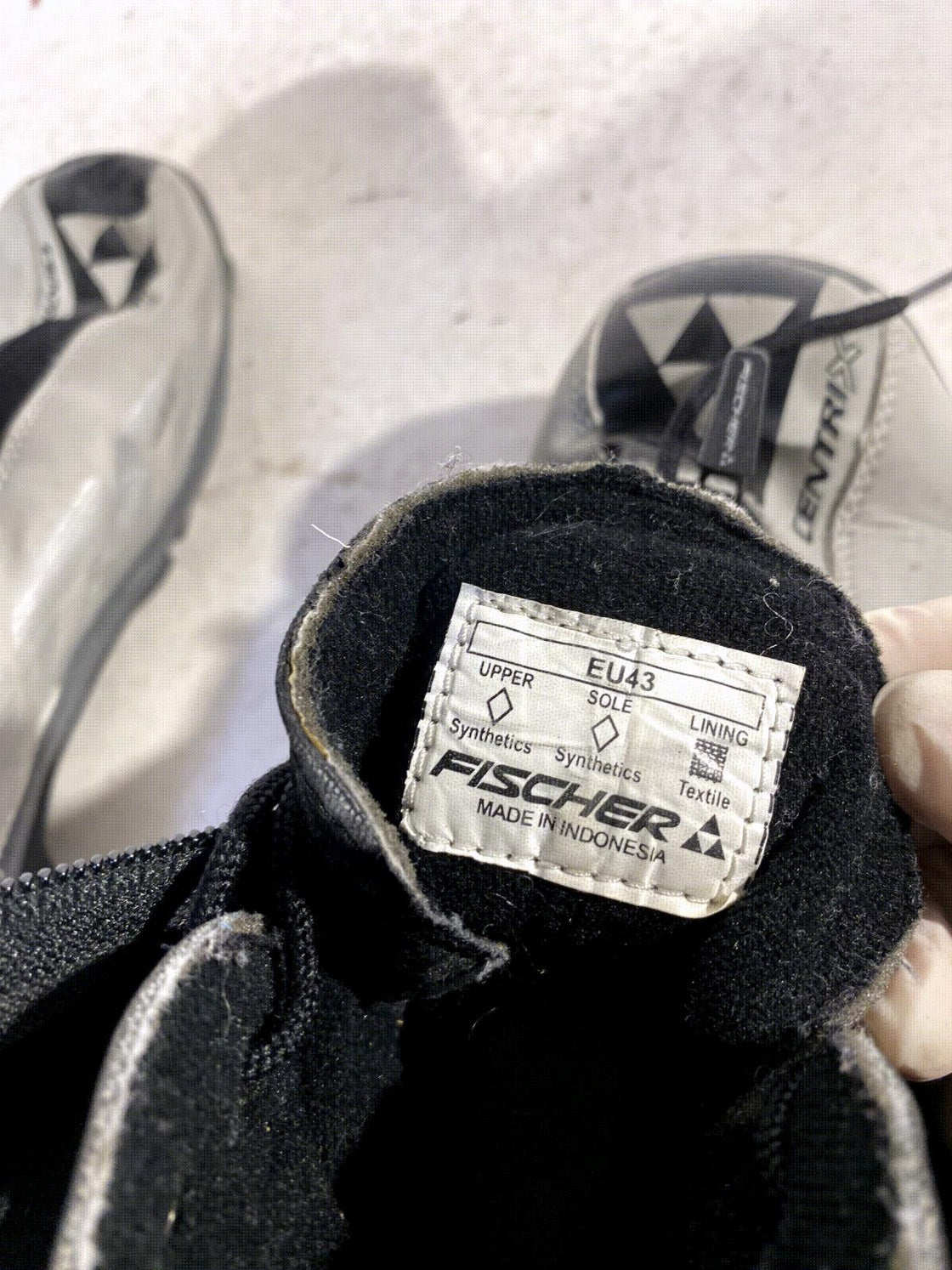 FISCHER Classic Nordic Cross Country Ski Boots Size EU43 US9.5 SNS Profil 495