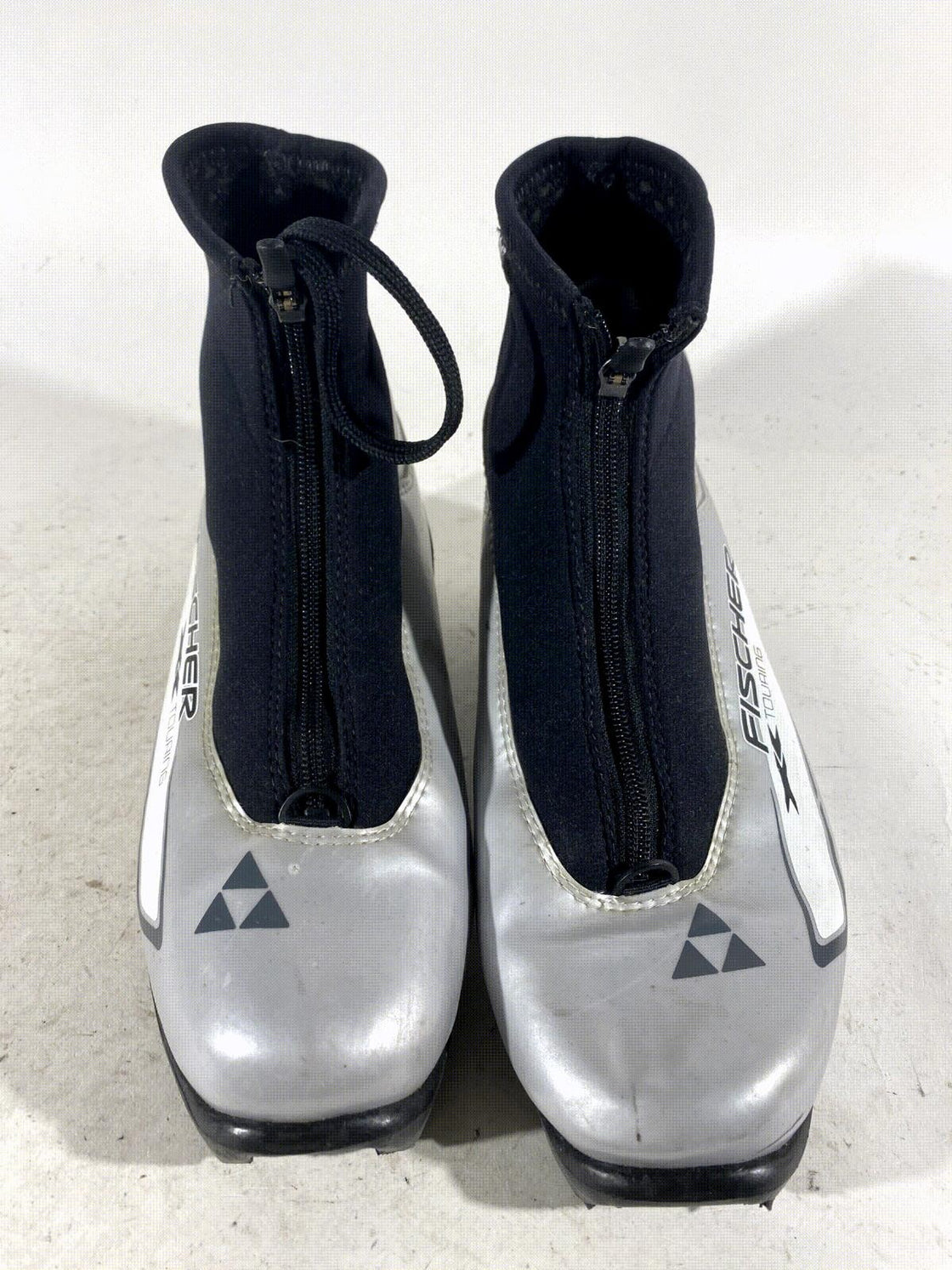 Fischer XC Touring Nordic Cross Country Ski Boots Size EU43 US9.5 NNN 532