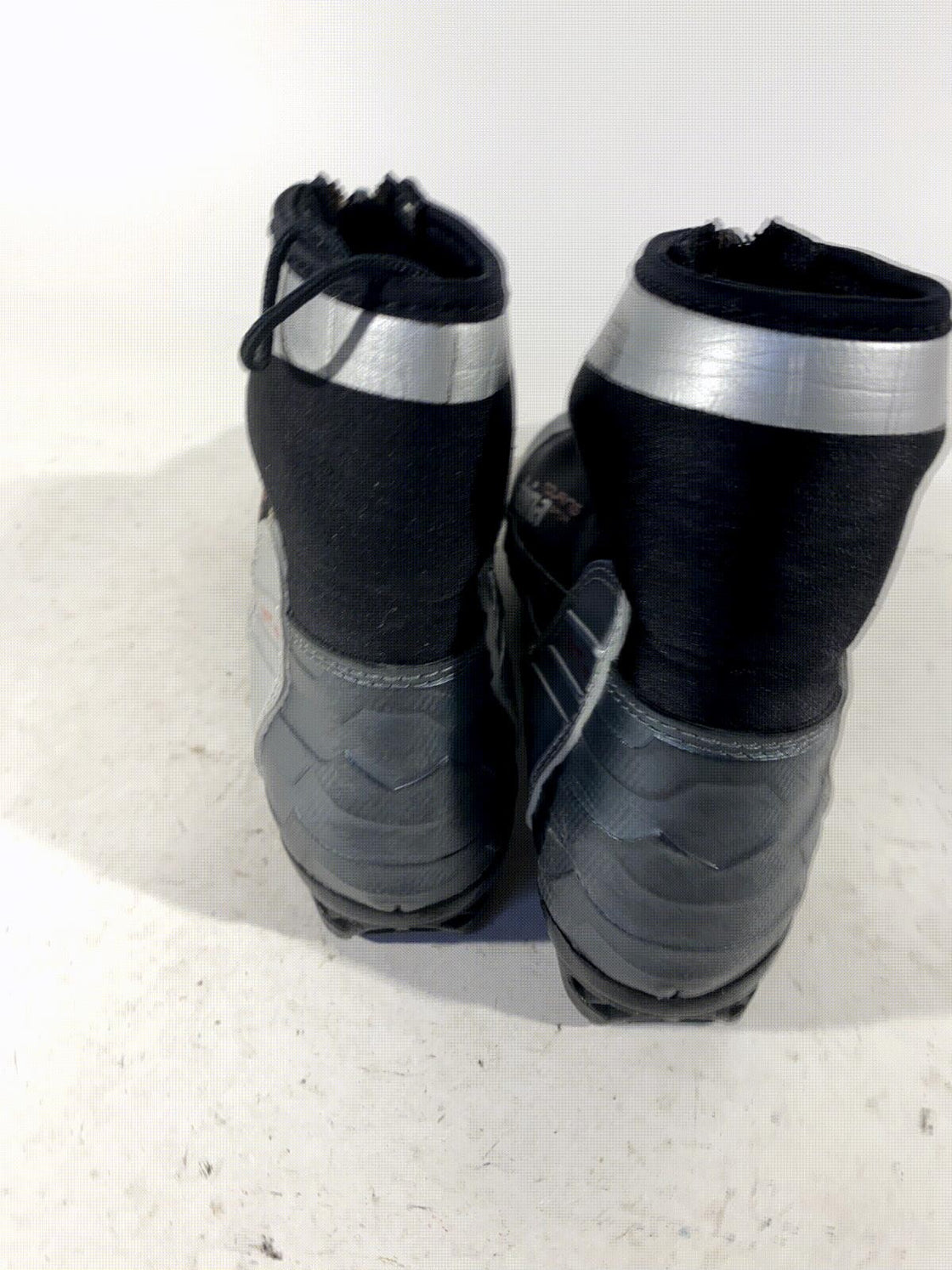 Alpina ST10 Nordic Cross Country Classic Ski Boots Size EU39 US7 for NNN 501
