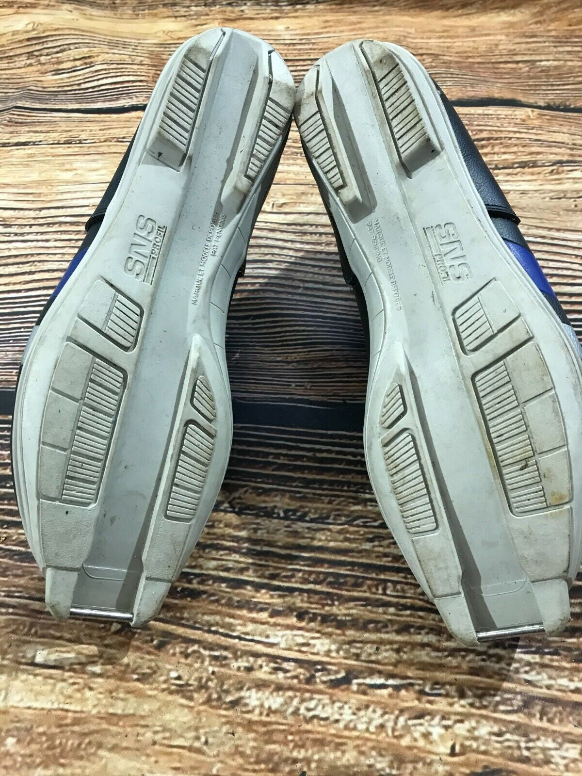 Fischer Cross Country Ski Boots Classic SNS Profil EU 39 US 7 247mm 1122