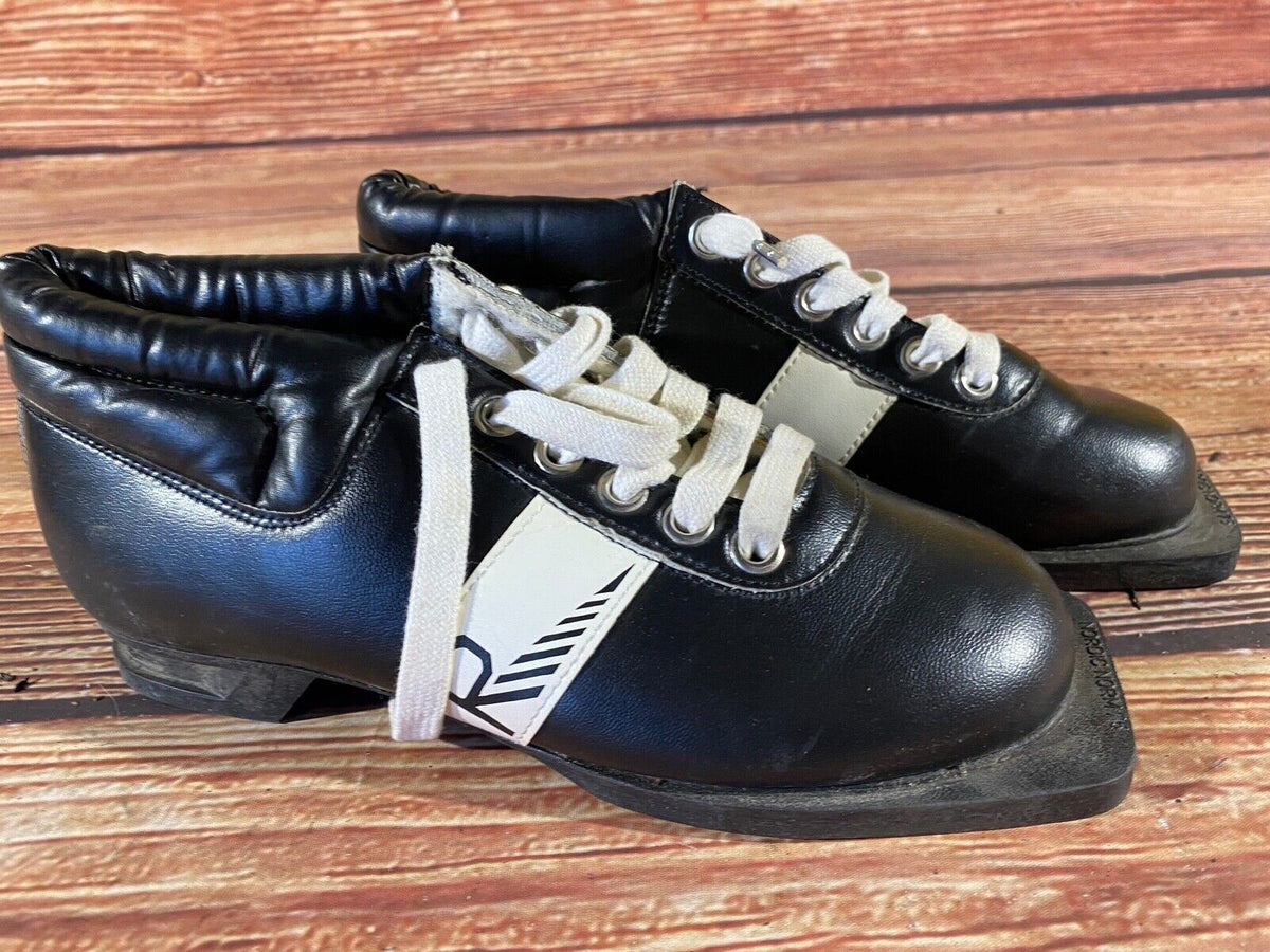 Botas Cross Country Ski Boots Backcountry 75mm NN EU 40 US 7.5 Vintage 1772