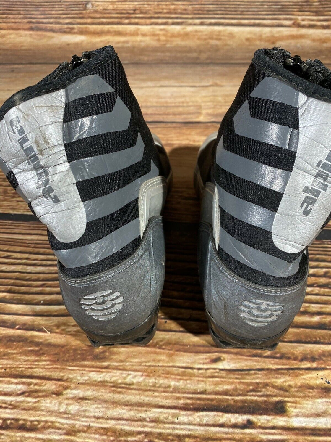 Alpina T10 Cross Country Ski Boots Classic Size EU40 US7.5 NNN Rottefella 3067