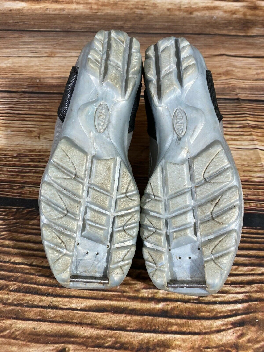 Alpina ST10JR Nordic Cross Country Ski Boots Size EU35 for NNN 3137