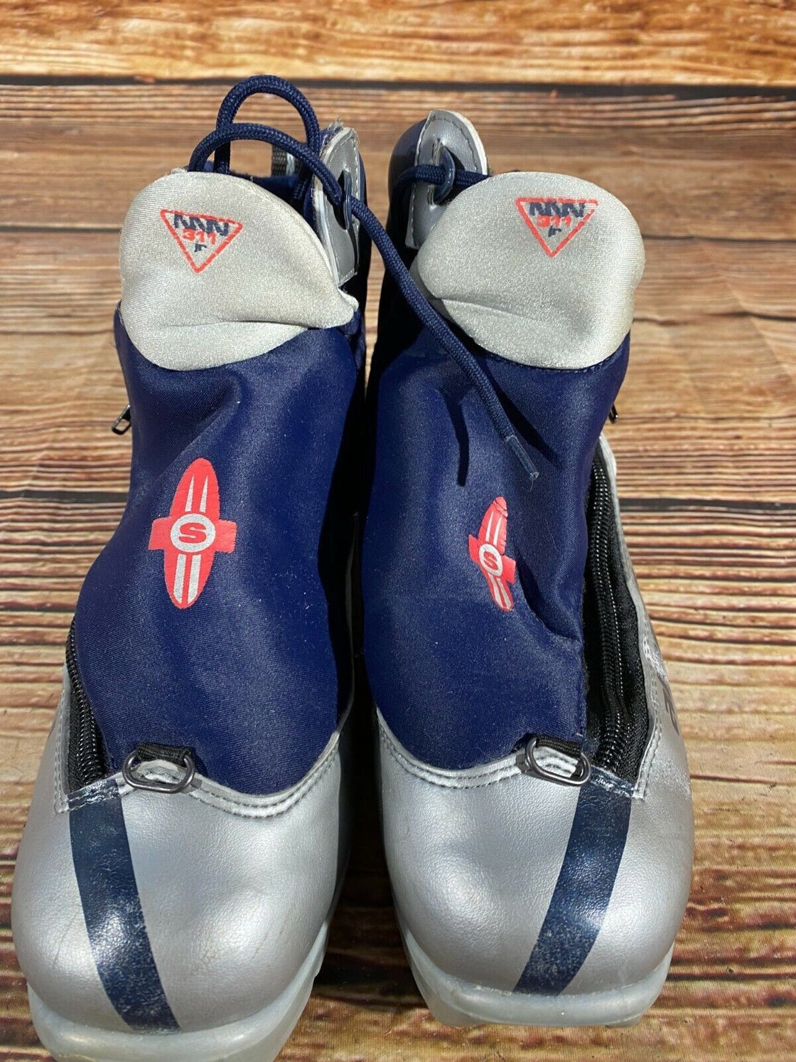 Alpina 311 Nordic Cross Country Ski Boots Size EU40 for NNN bindings 3146