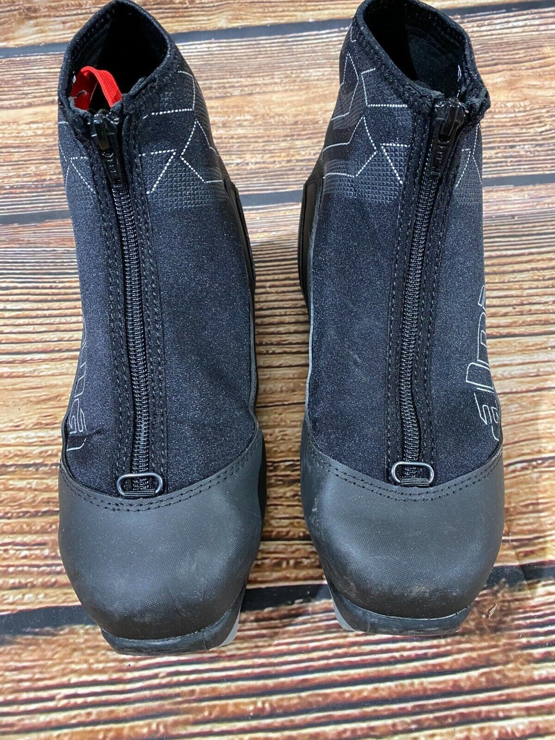 Alpina T10 Cross Country Ski Boots Combi Size EU38 US6 NNN 3164