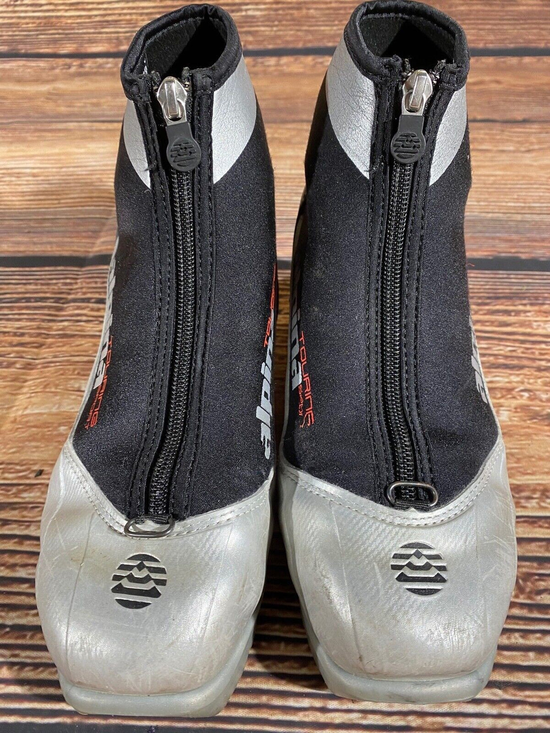 Alpina ST10jr Nordic Cross Country Ski Boots Size EU38 US6 for NNN 3173