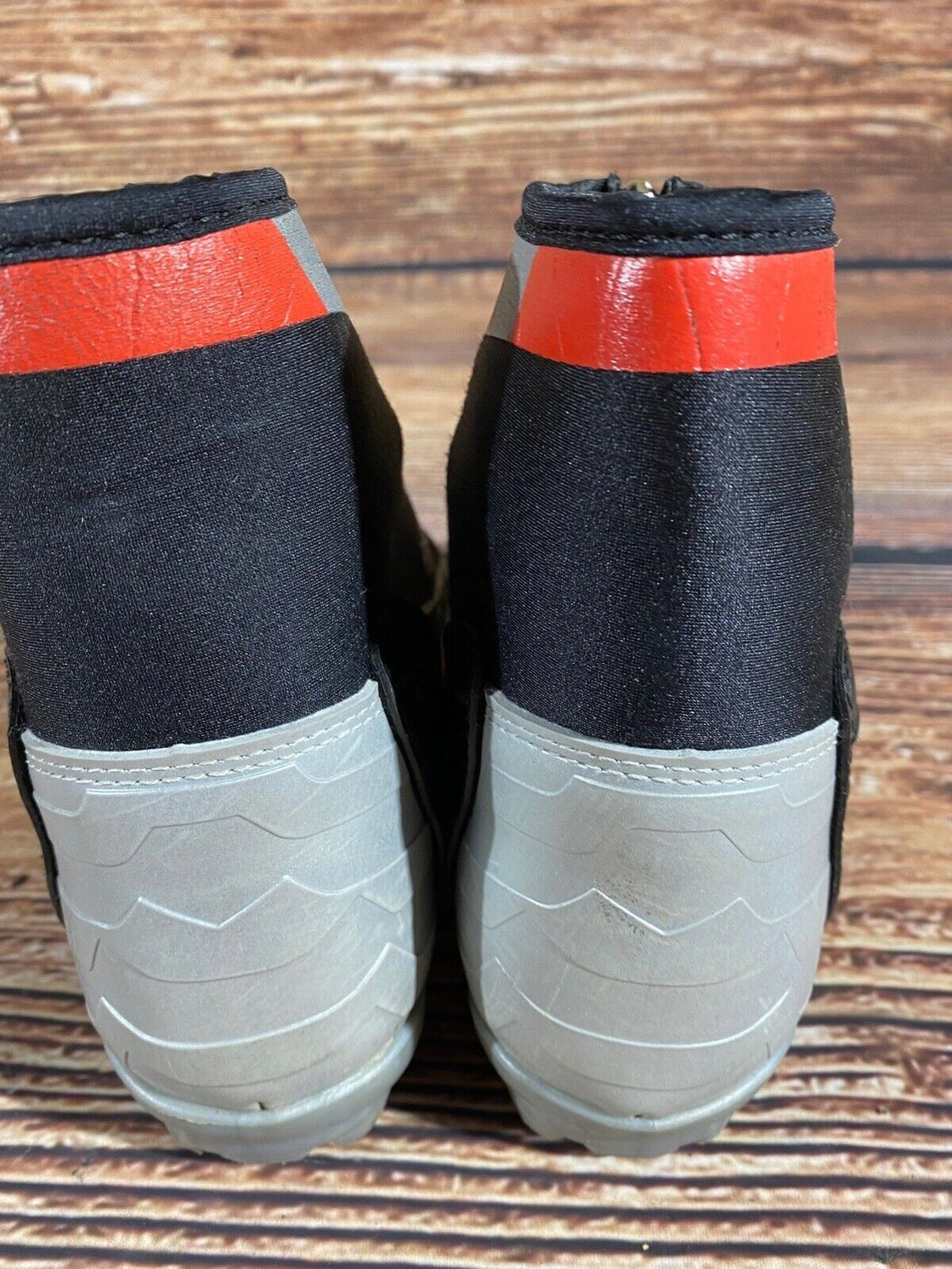 Alpina ST10jr Nordic Cross Country Ski Boots Size EU38 US6 for NNN 3173