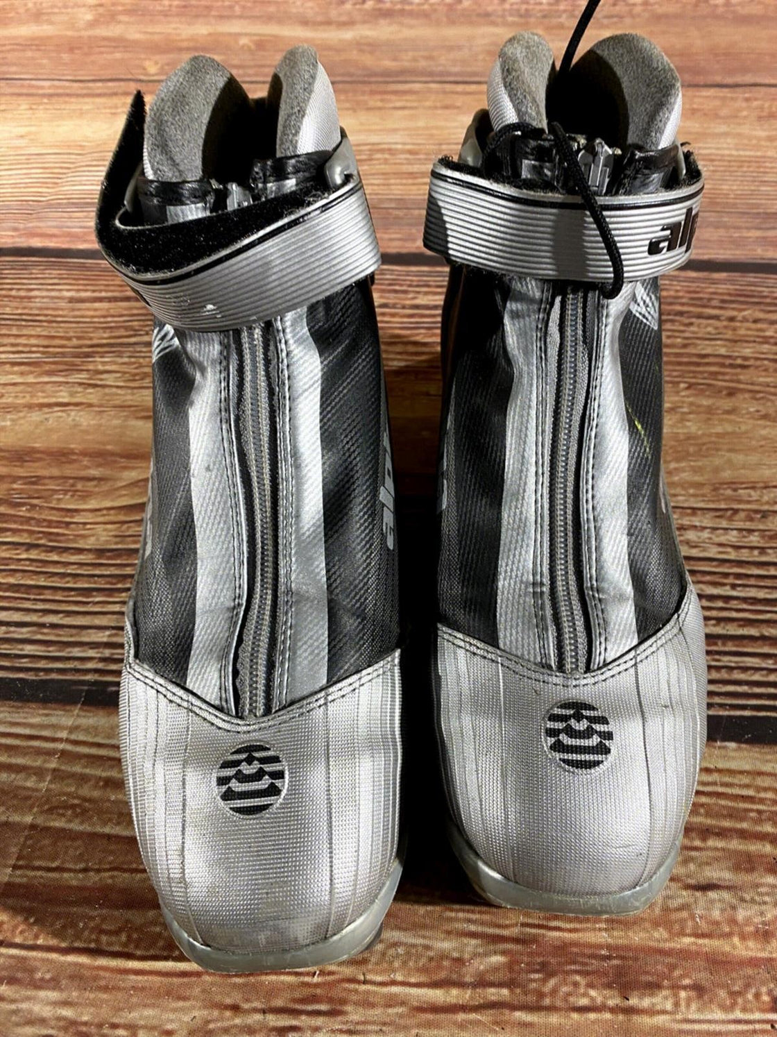 Alpina SP30L Nordic Cross Country Ski Boots Size EU40 US7.5 NNN 3177
