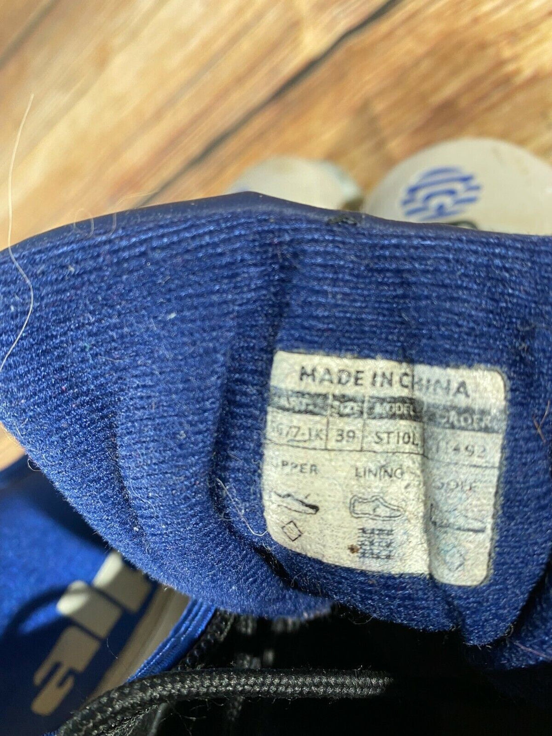 Alpina ST10L Nordic Cross Country Ski Boots Size EU39 US7 NNN bindings 3165