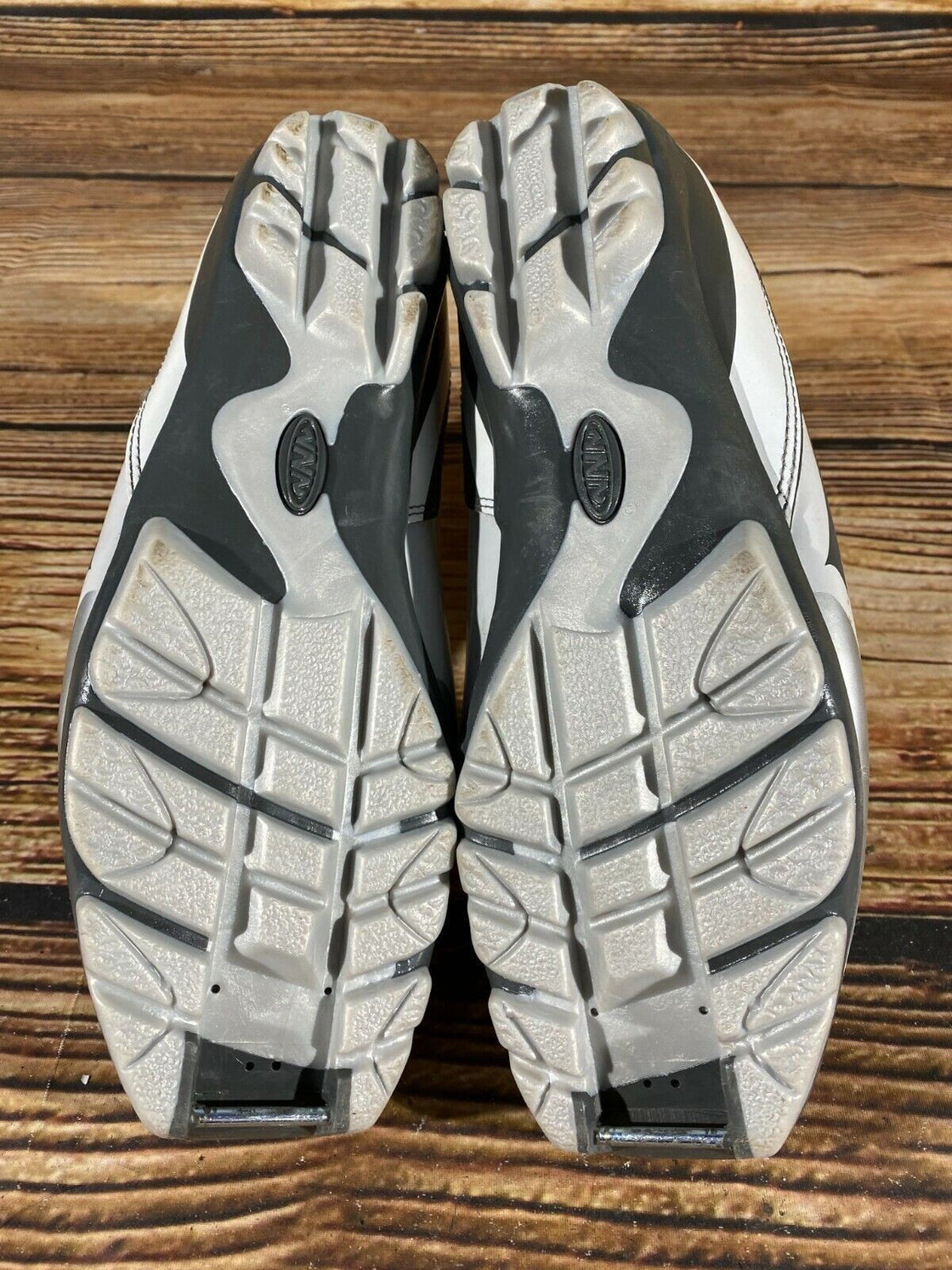 Fischer XC Touring Nordic Cross Country Ski Boots Size EU41 US8 NNN 1307