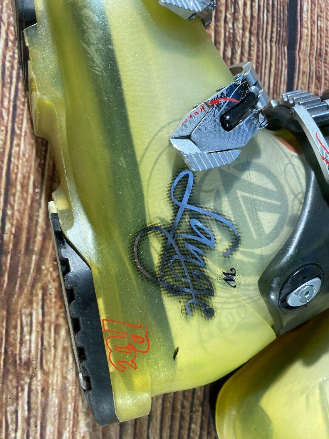 LANGE Alpine Downhill Ski Boots Size Mondo 240 - 245 mm, Outer Sole 286 mm DH85