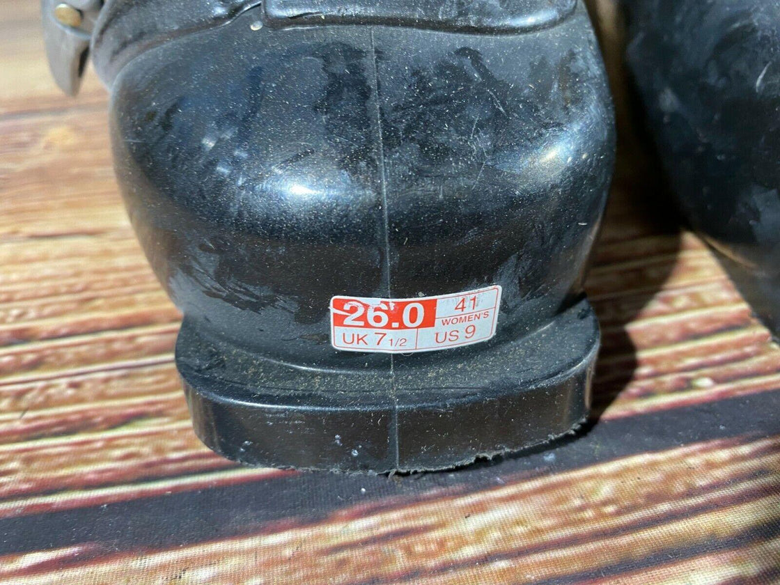 SALOMON Alpine Ski Boots Size Mondo 260 mm, Outer Sole 307 mm DH134