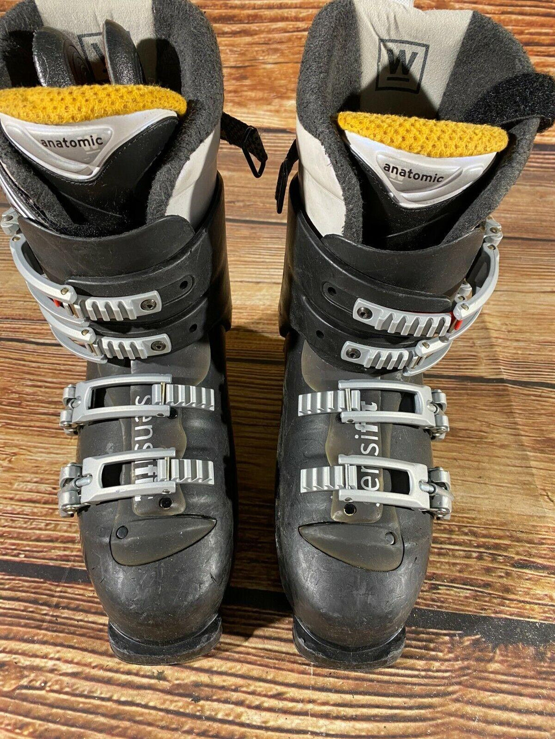 SALOMON  Alpine Ski Boots Size Mondo 260 - 265 mm, Outer Sole 307 mm DH103
