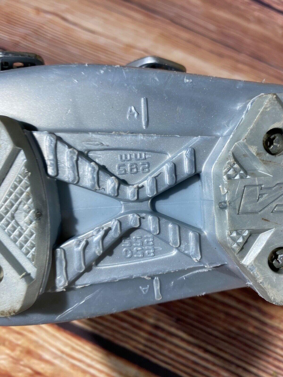 Nordica Alpine Ski Boots 245mm DH146