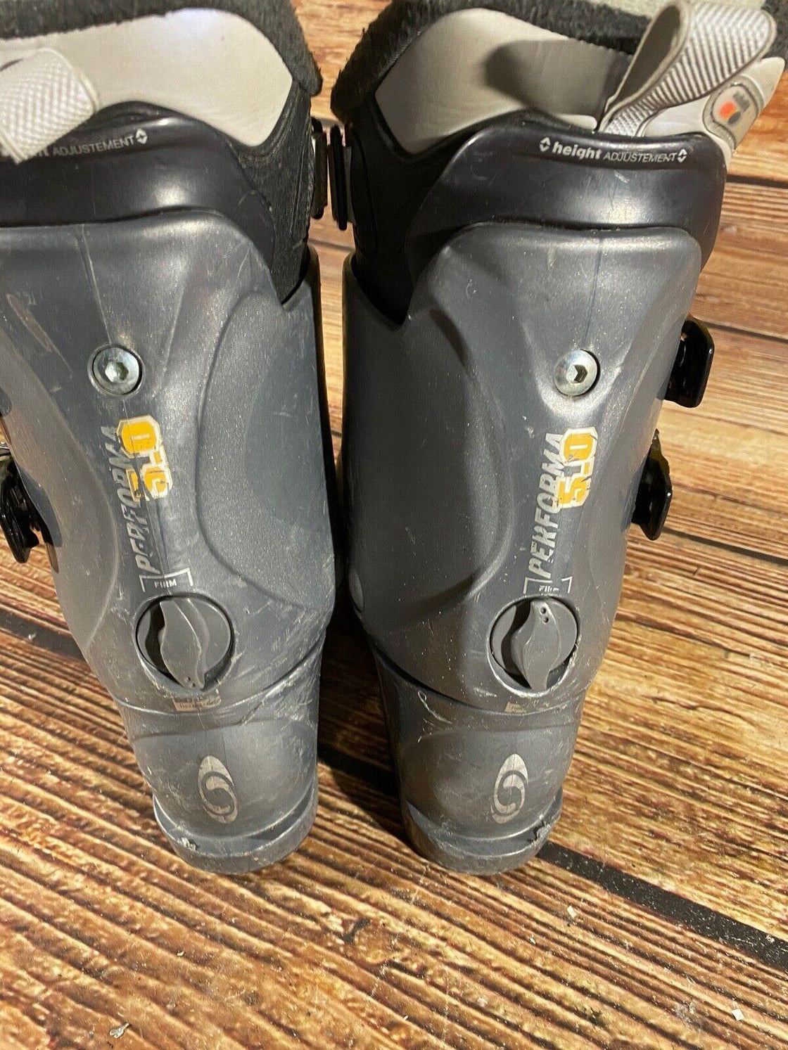 SALOMON Alpine Ski Boots Size Mondo 250-255 mm, Outer Sole 295 mm DH78