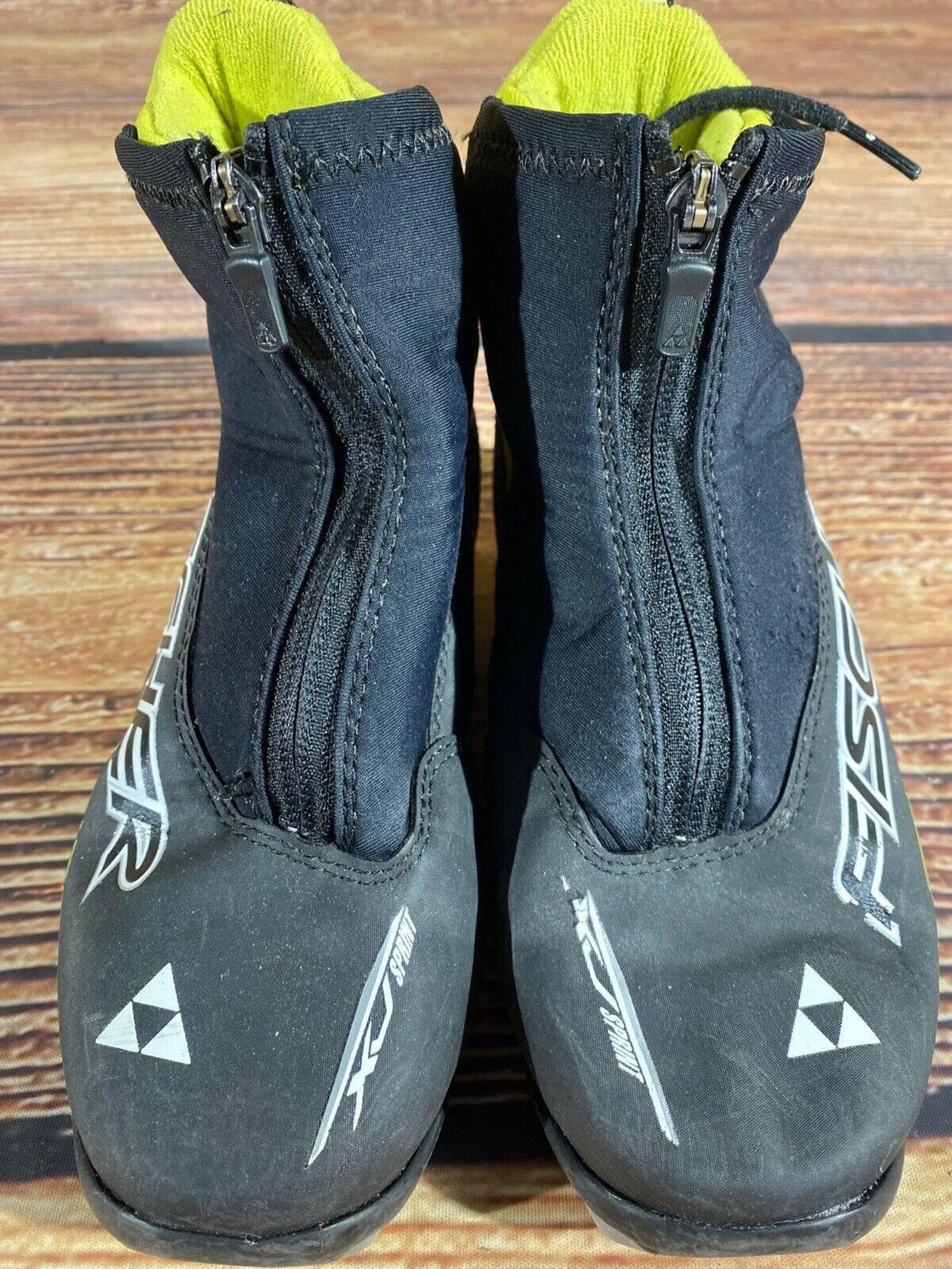 Fischer XJ Sprint Kids Cross Country Ski Boots Size EU35 US3.5 NNN F-565