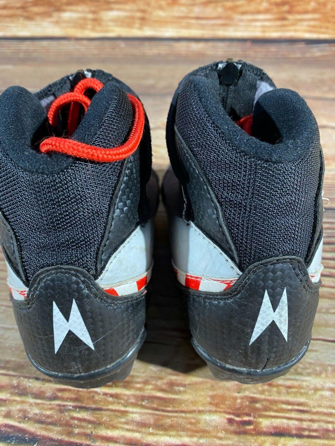Madshus Hot Race jr Cross Country Ski Boots Size EU30 for NNN M-71