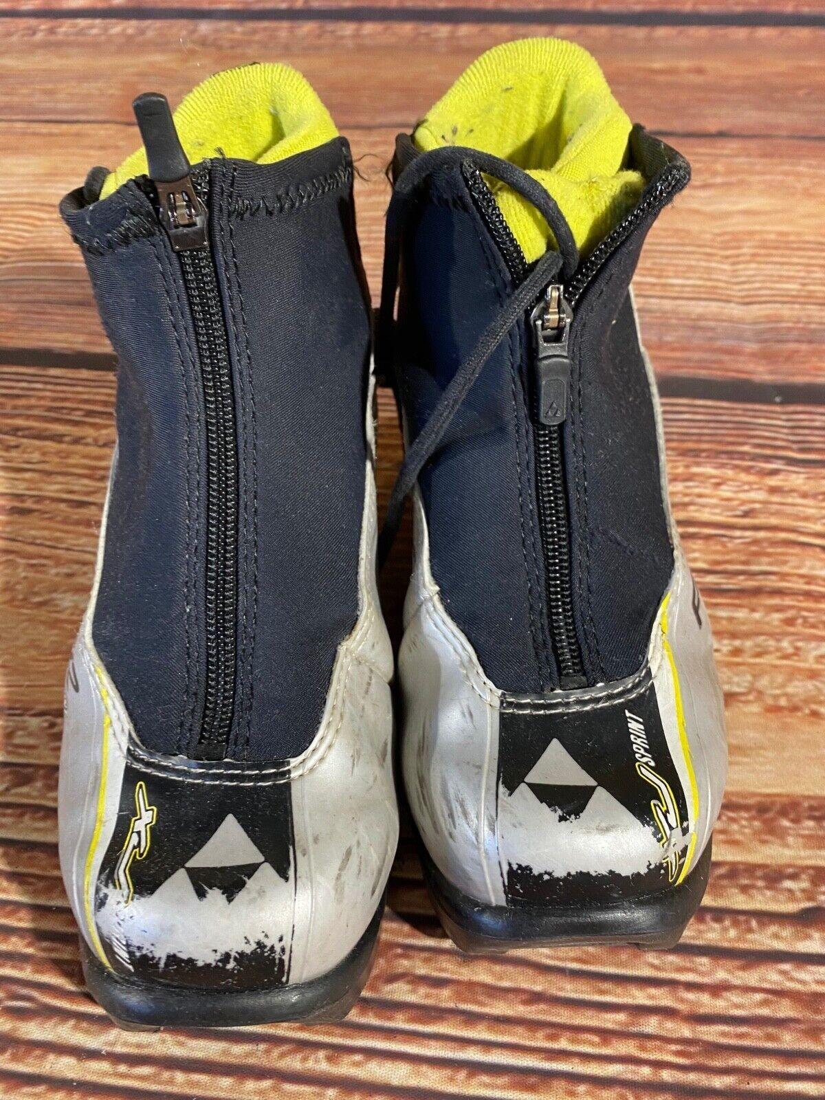 Fischer XJ Sprint Cross Country Ski Boots Classic NNN EU 34 US 3 Kids F-622