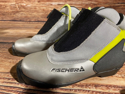 Fischer Cross Country Ski Boots Classic SNS Profil EU 35 US 3.5 Kids 230mm F-585