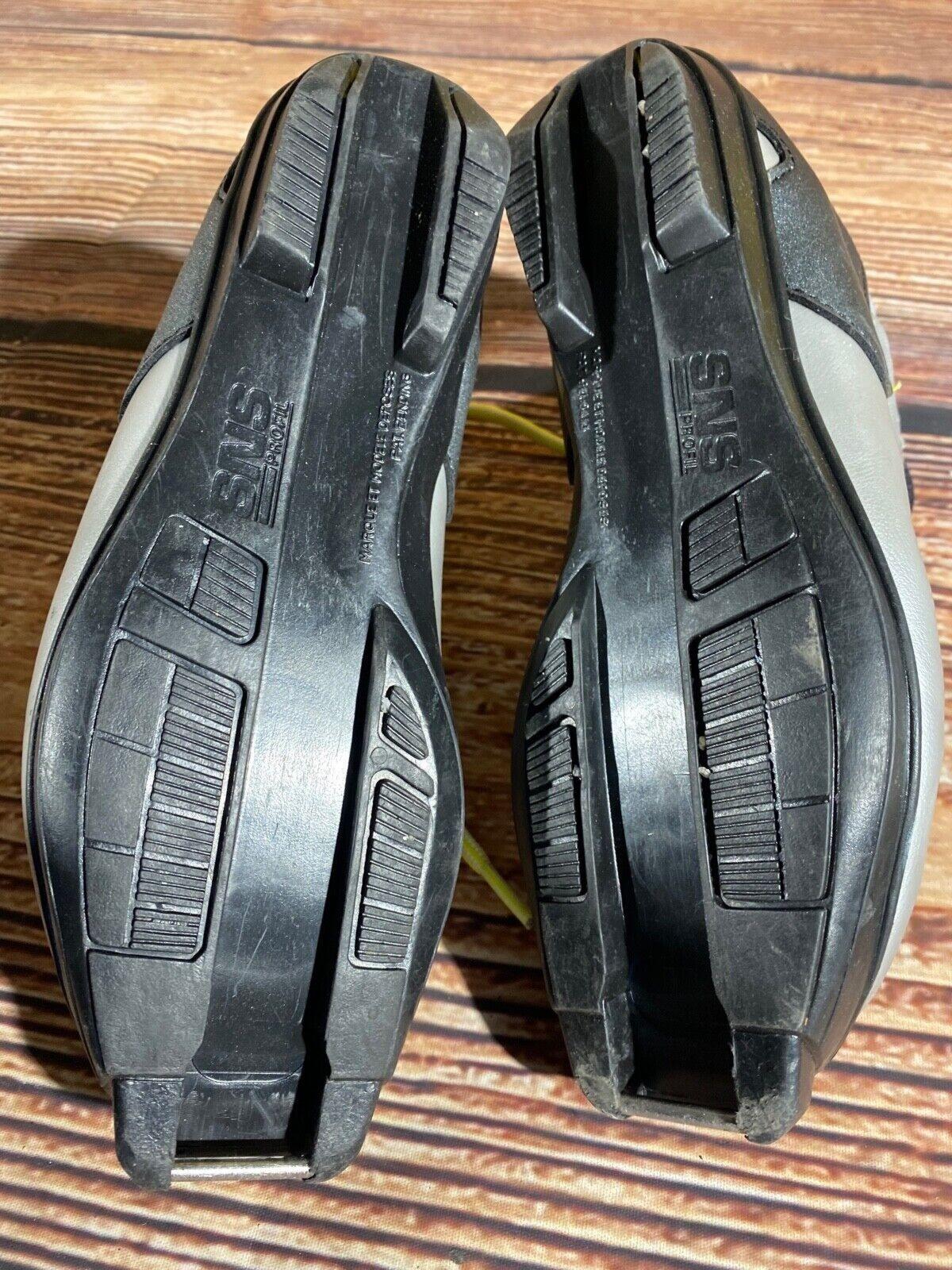 Fischer Cross Country Ski Boots Classic SNS Profil EU 35 US 3.5 Kids 230mm F-585