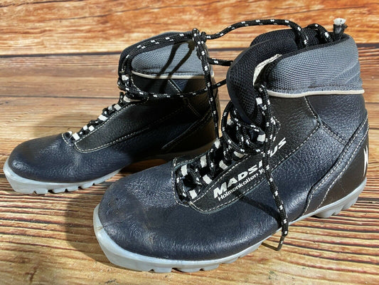Madshus Holmenkollen Cross Country Ski Boots Classic NNN EU 35 US 3.5 Kids 205mm