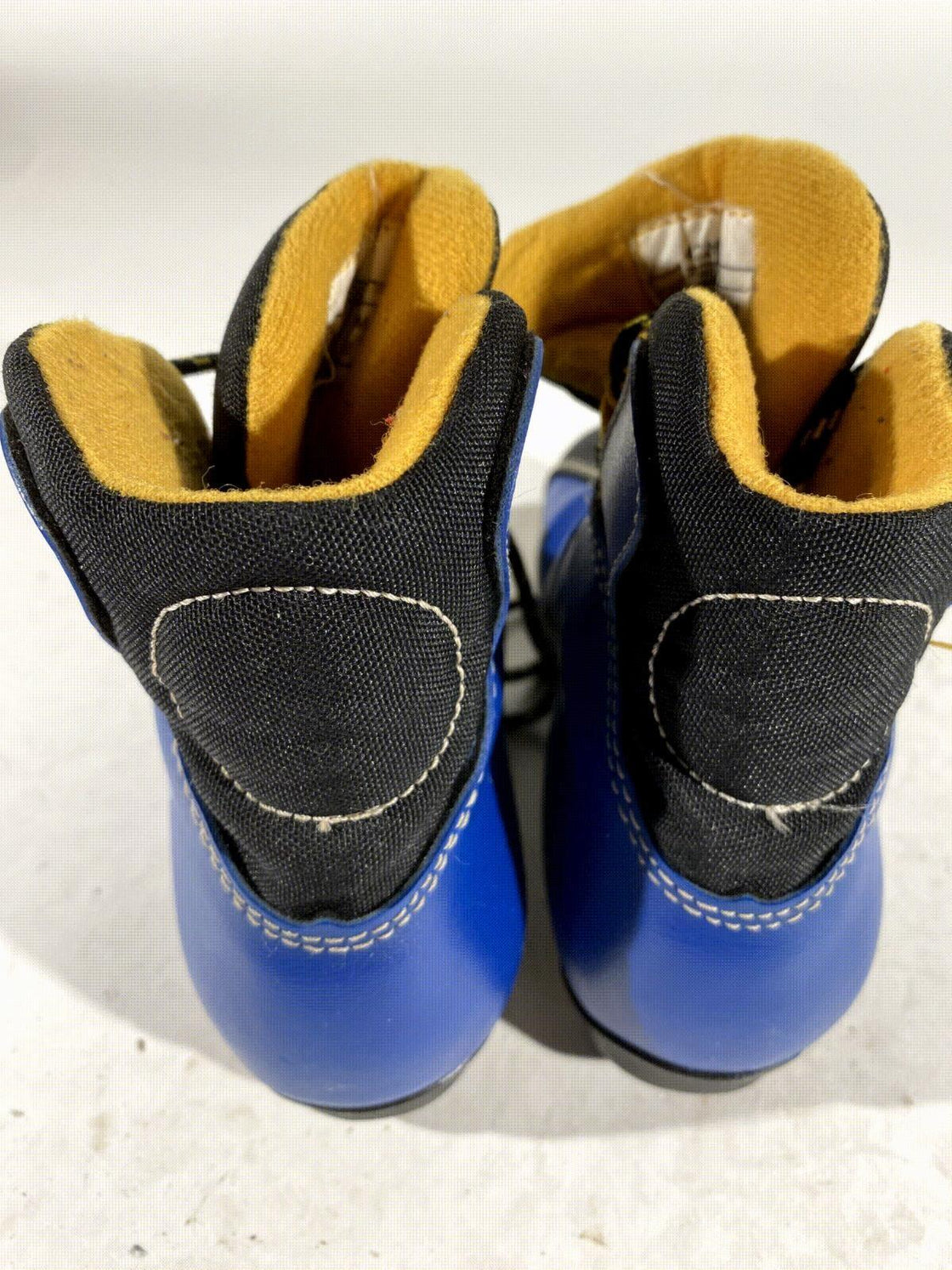 Salomon Kids Nordic Cross Country Ski Boots Size EU29 US11 SNS Profil S142