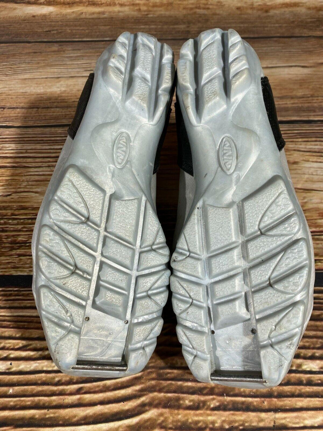 Alpina ST10JR Cross Country Ski Boots Classic Size EU37 US5 NNN Rottefella 3142
