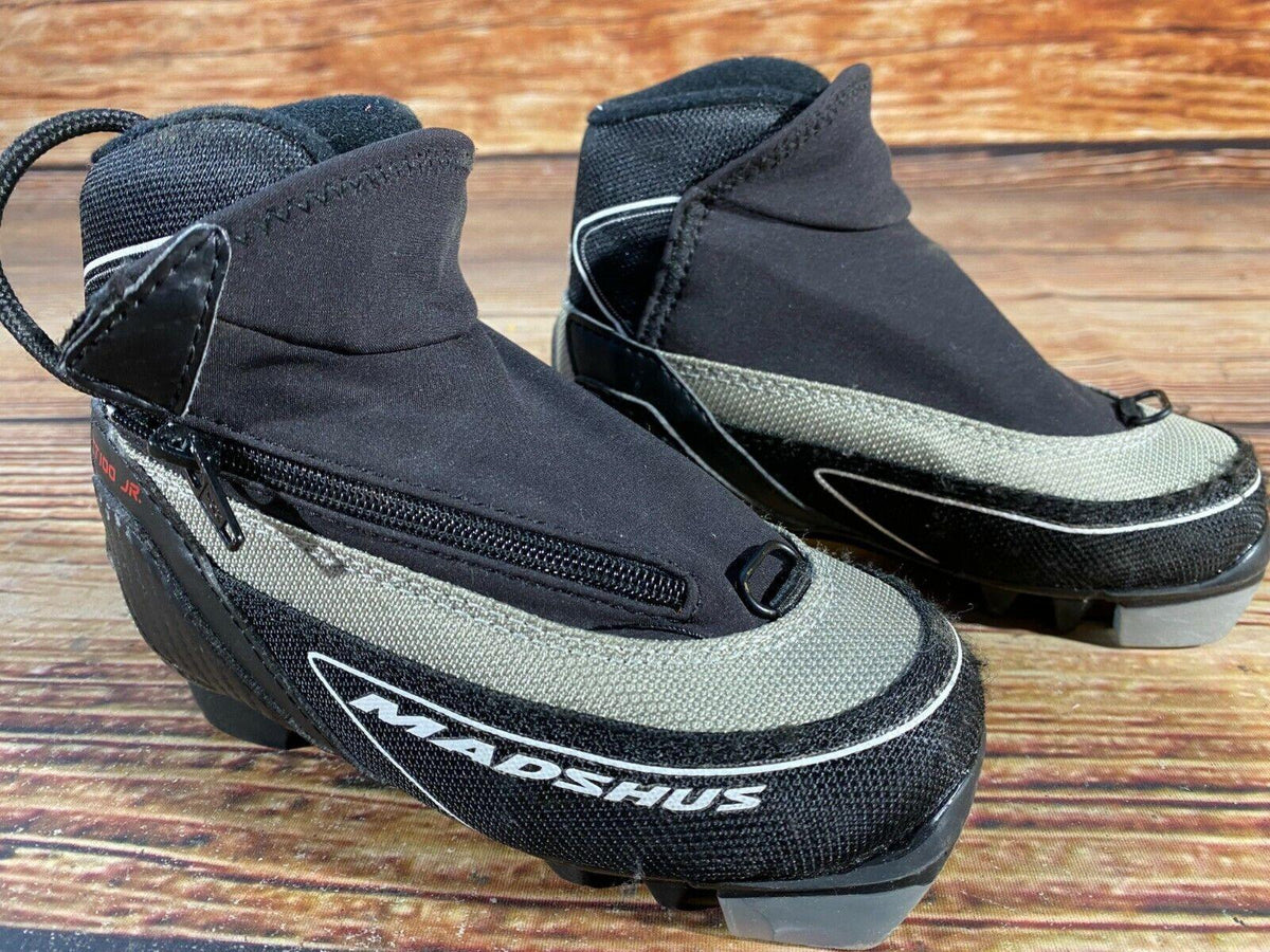 Madshus CT100 Cross Country Ski Boots Classic NNN EU 25 US 8.5 Kids 164mm M-21